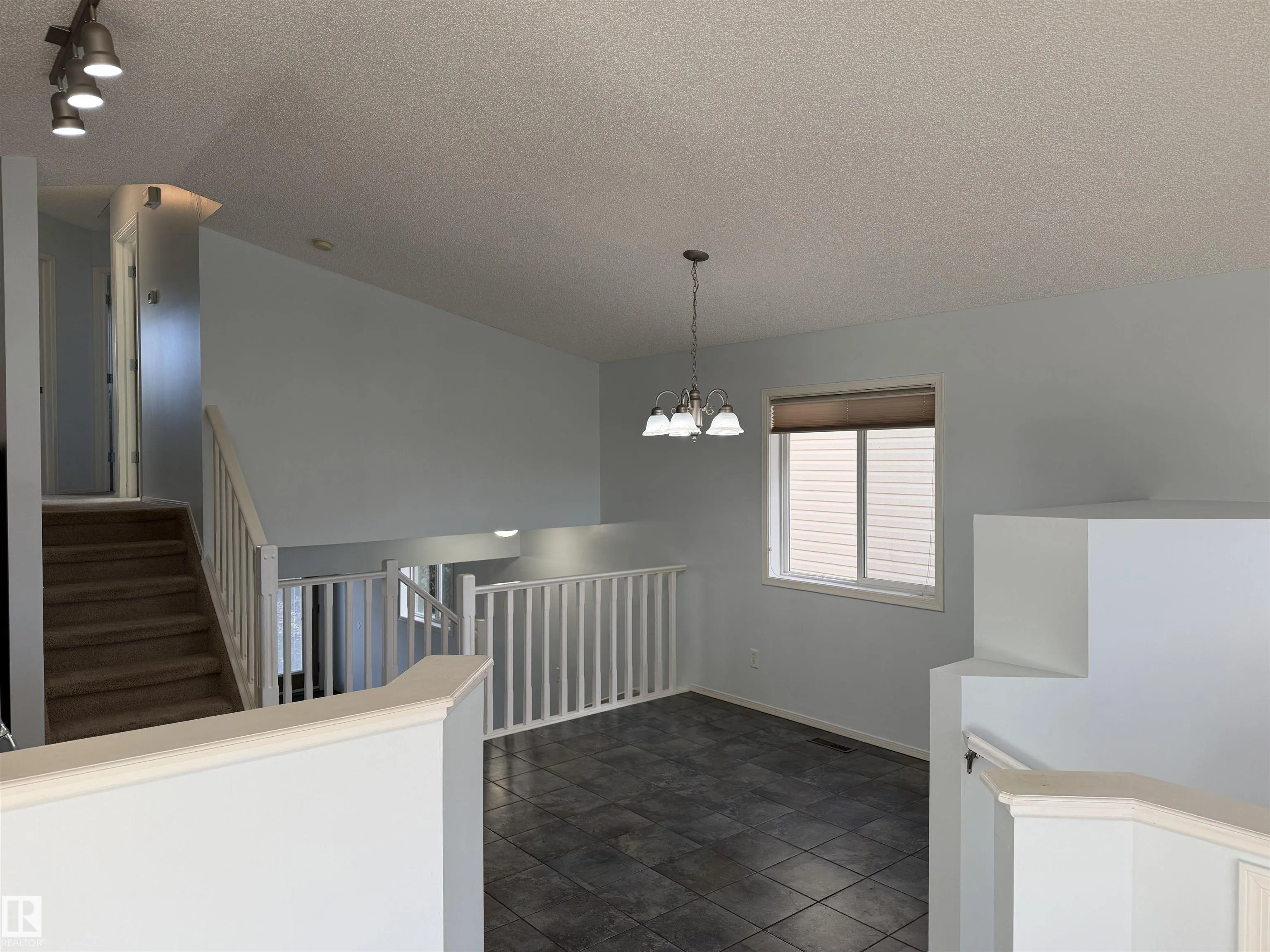 1316 GRANT Way