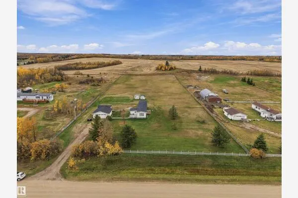 31, 23319 Twp Rd 572