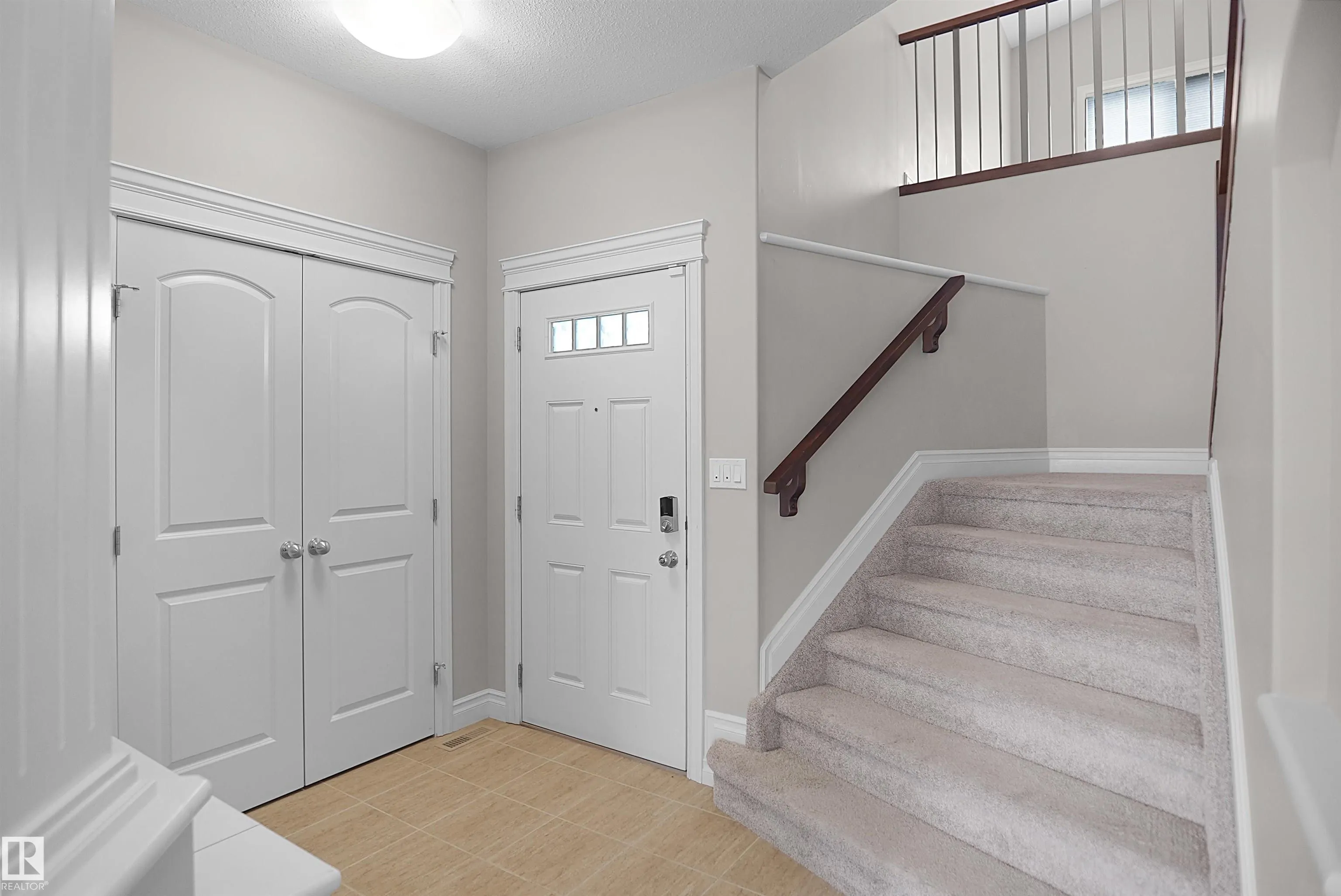 138 HENDERSON Link