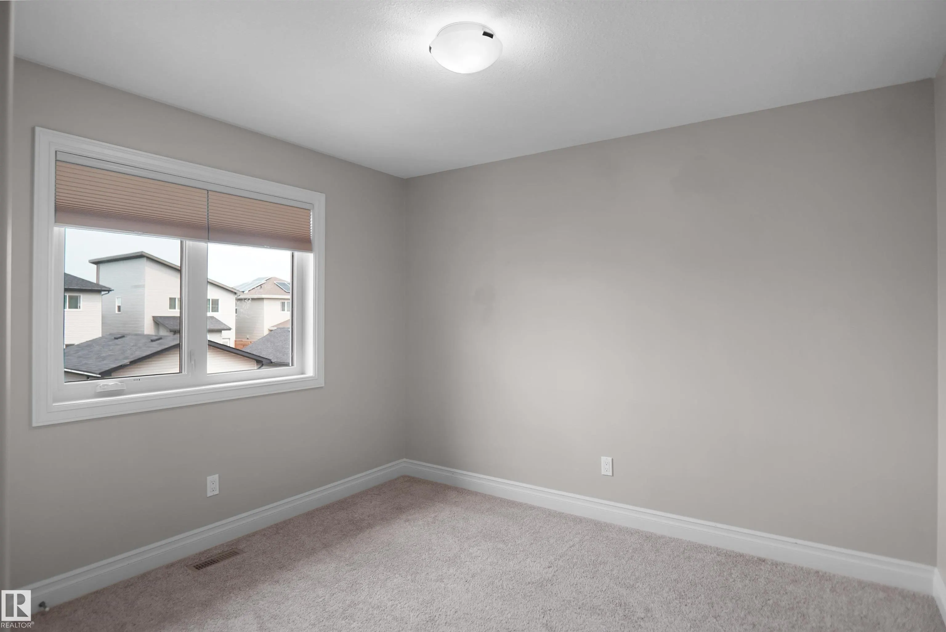 138 HENDERSON Link