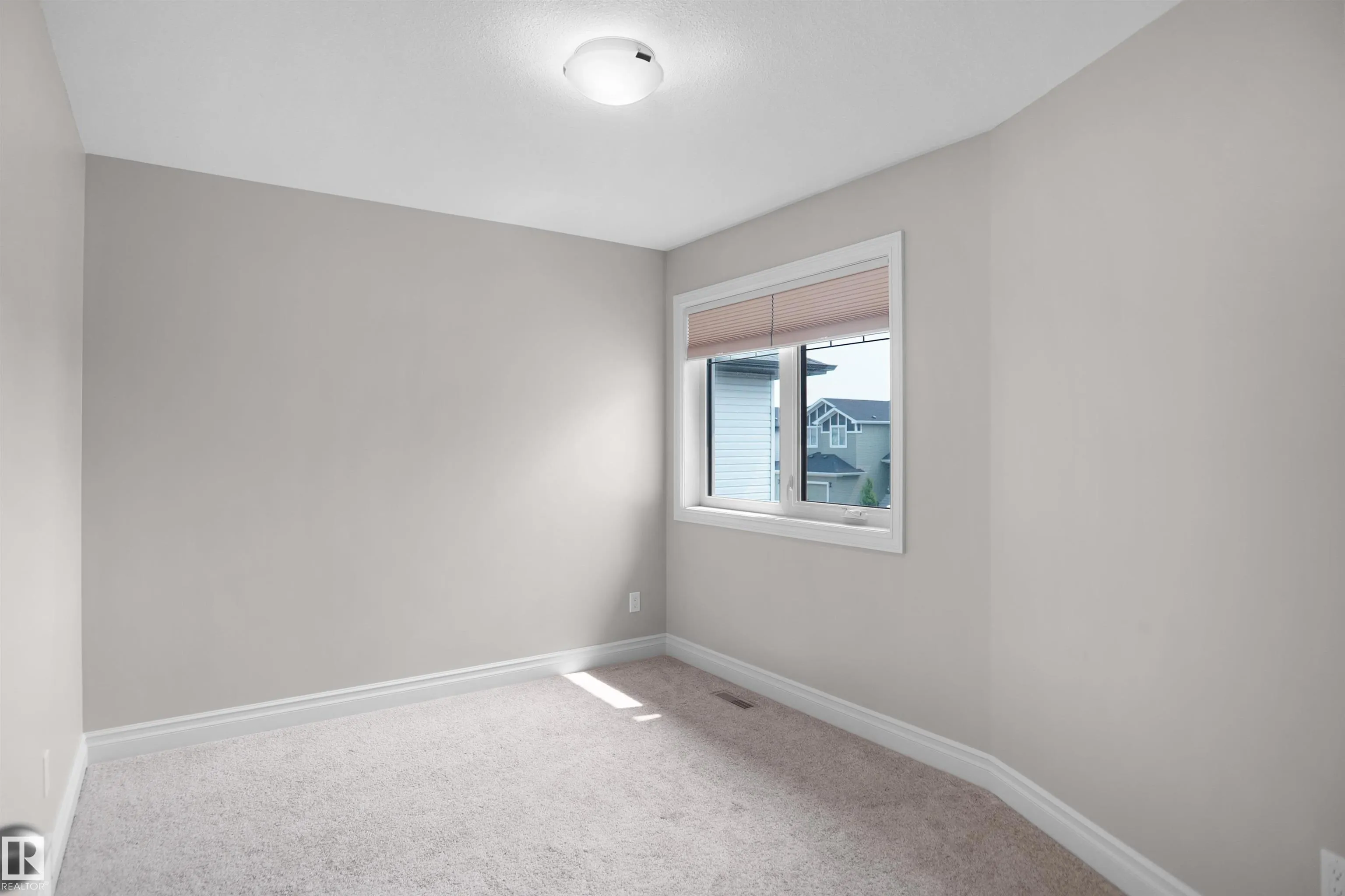 138 HENDERSON Link