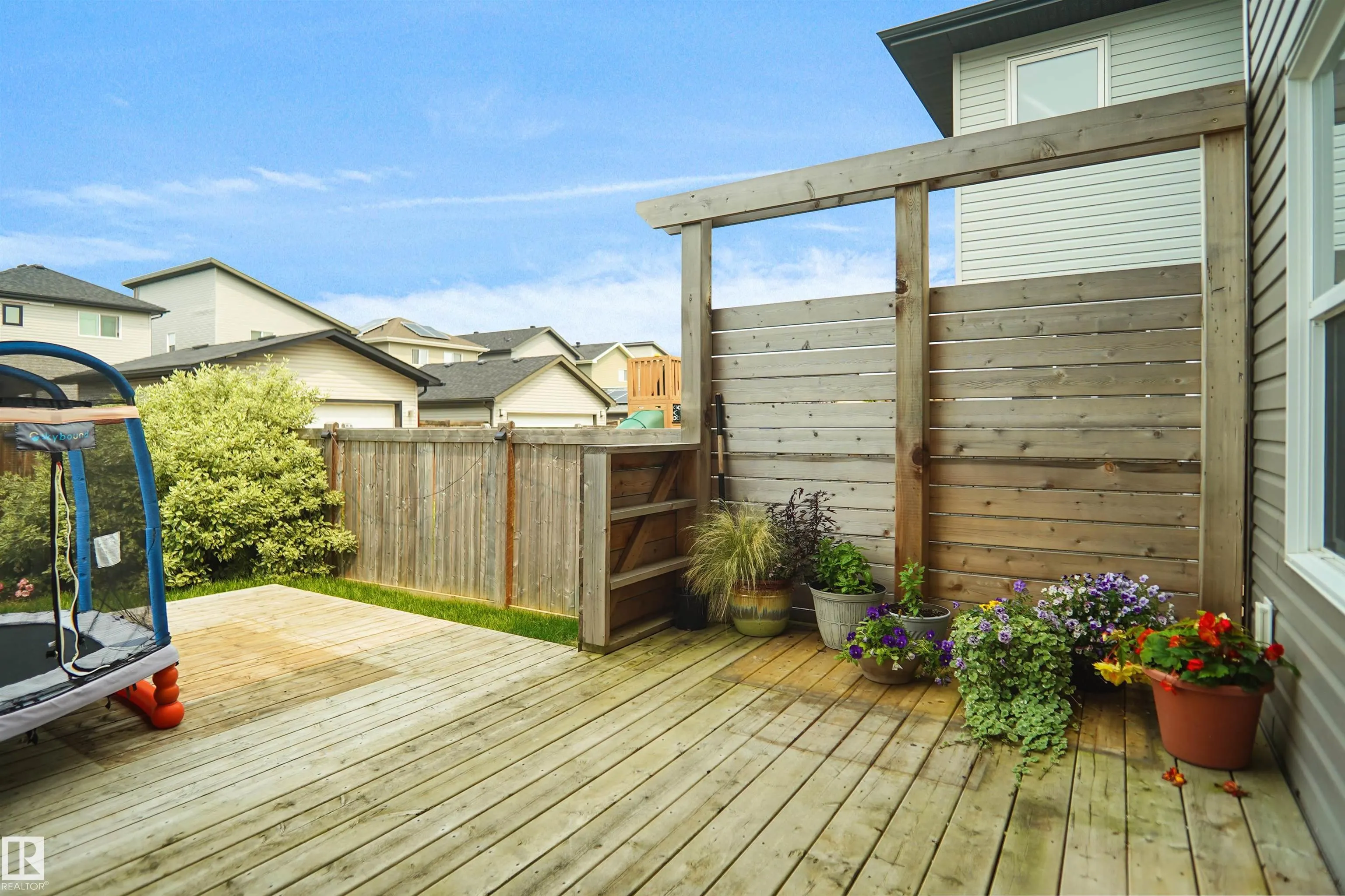 138 HENDERSON Link