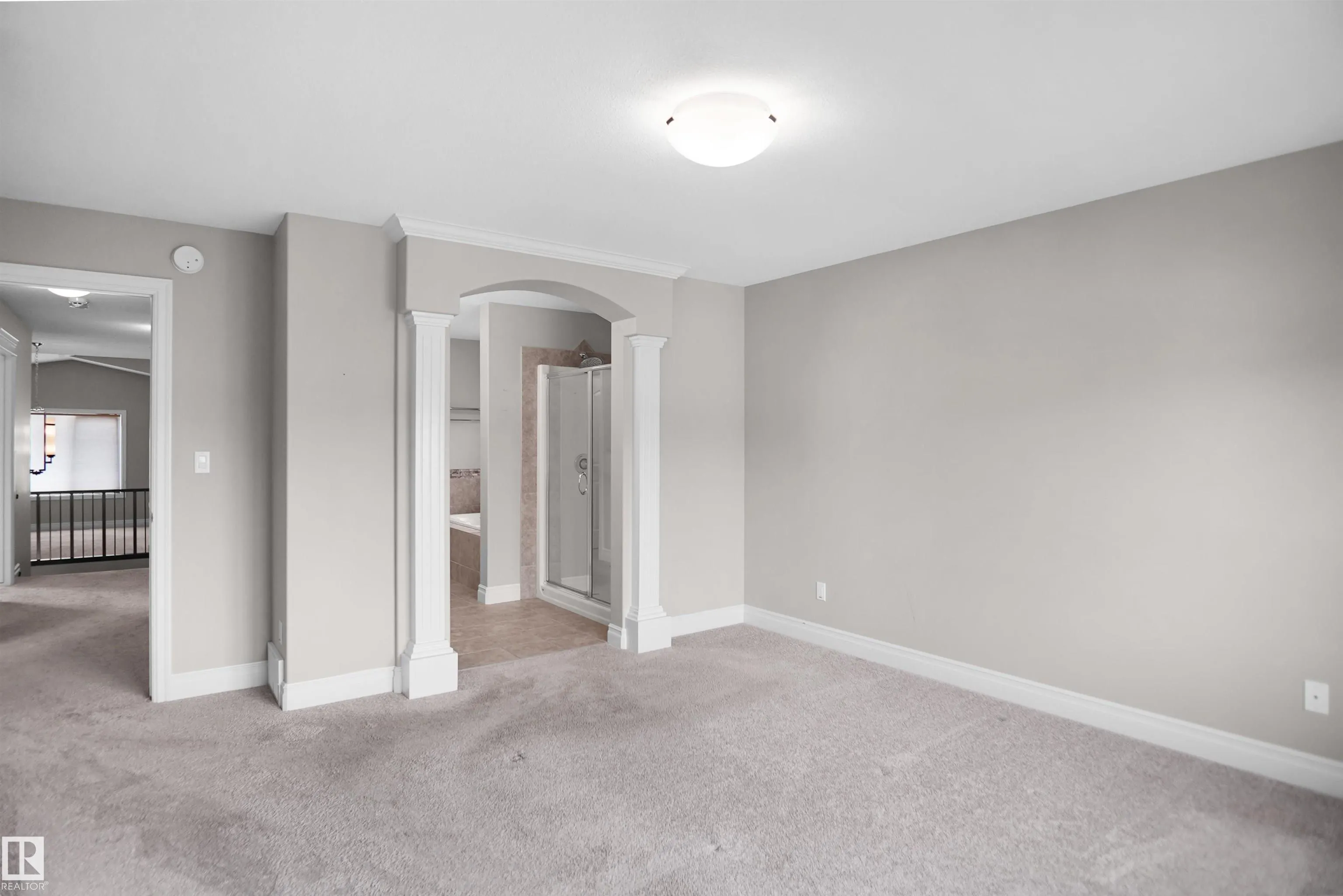 138 HENDERSON Link