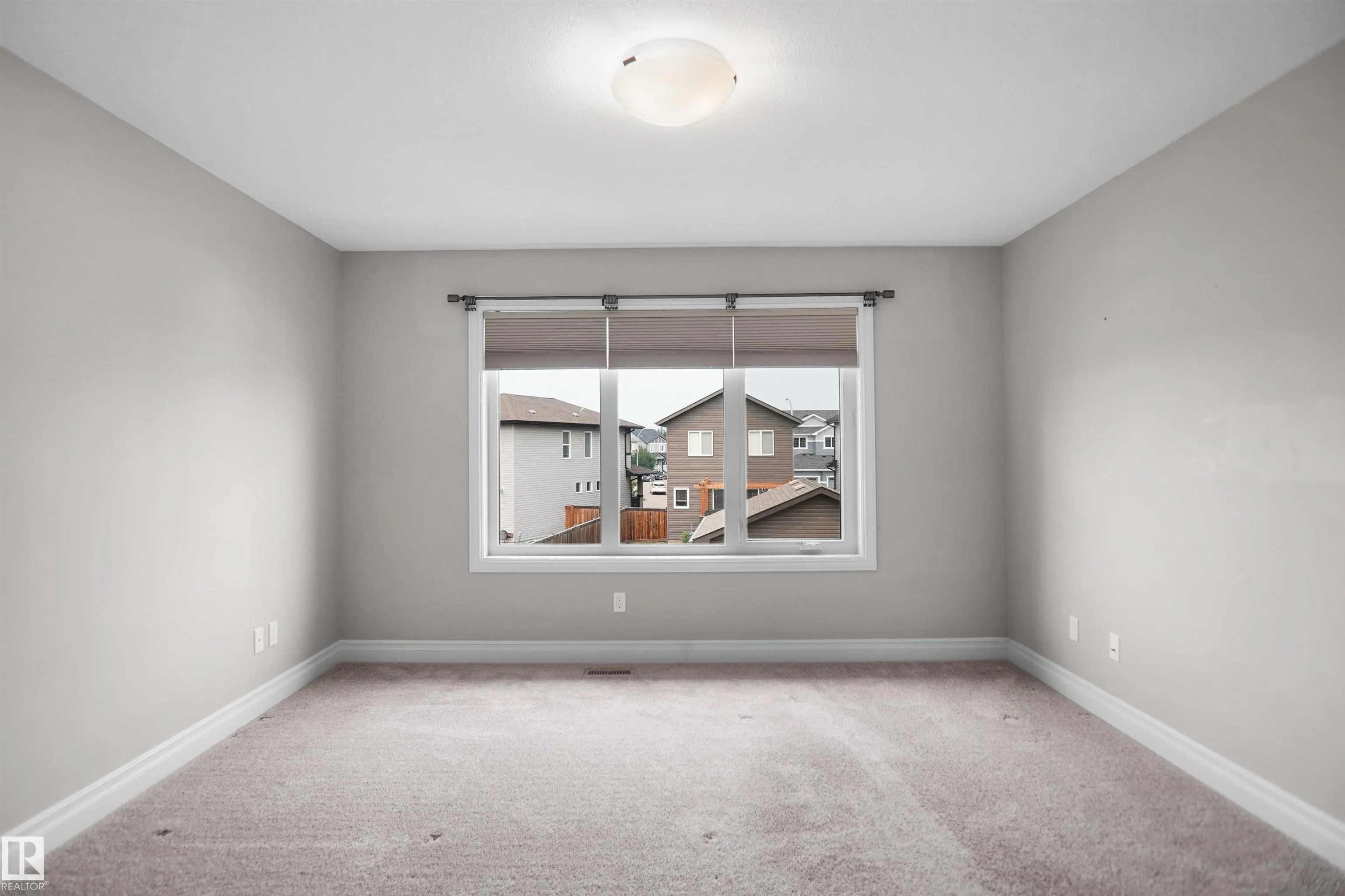 138 HENDERSON Link