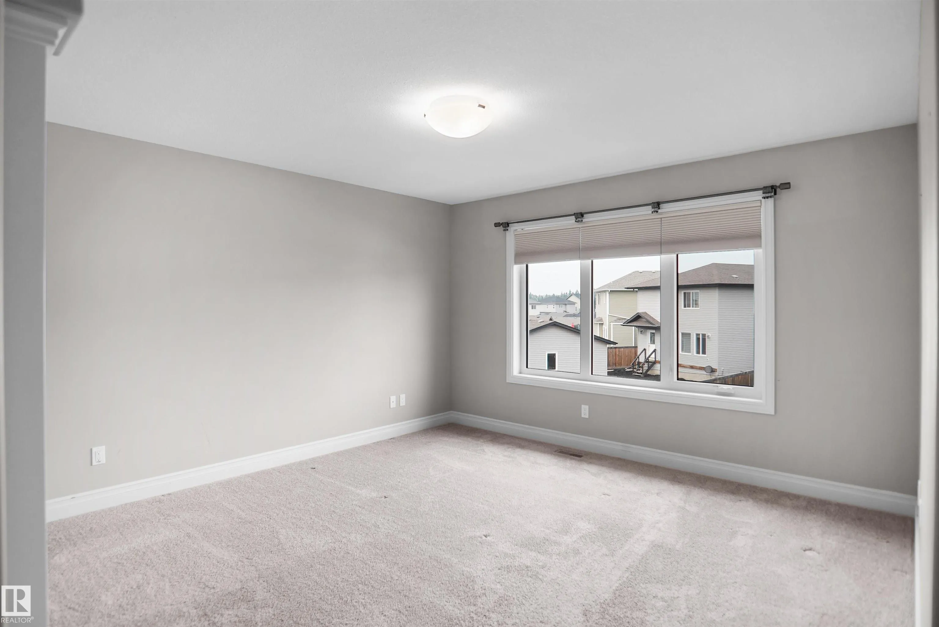 138 HENDERSON Link