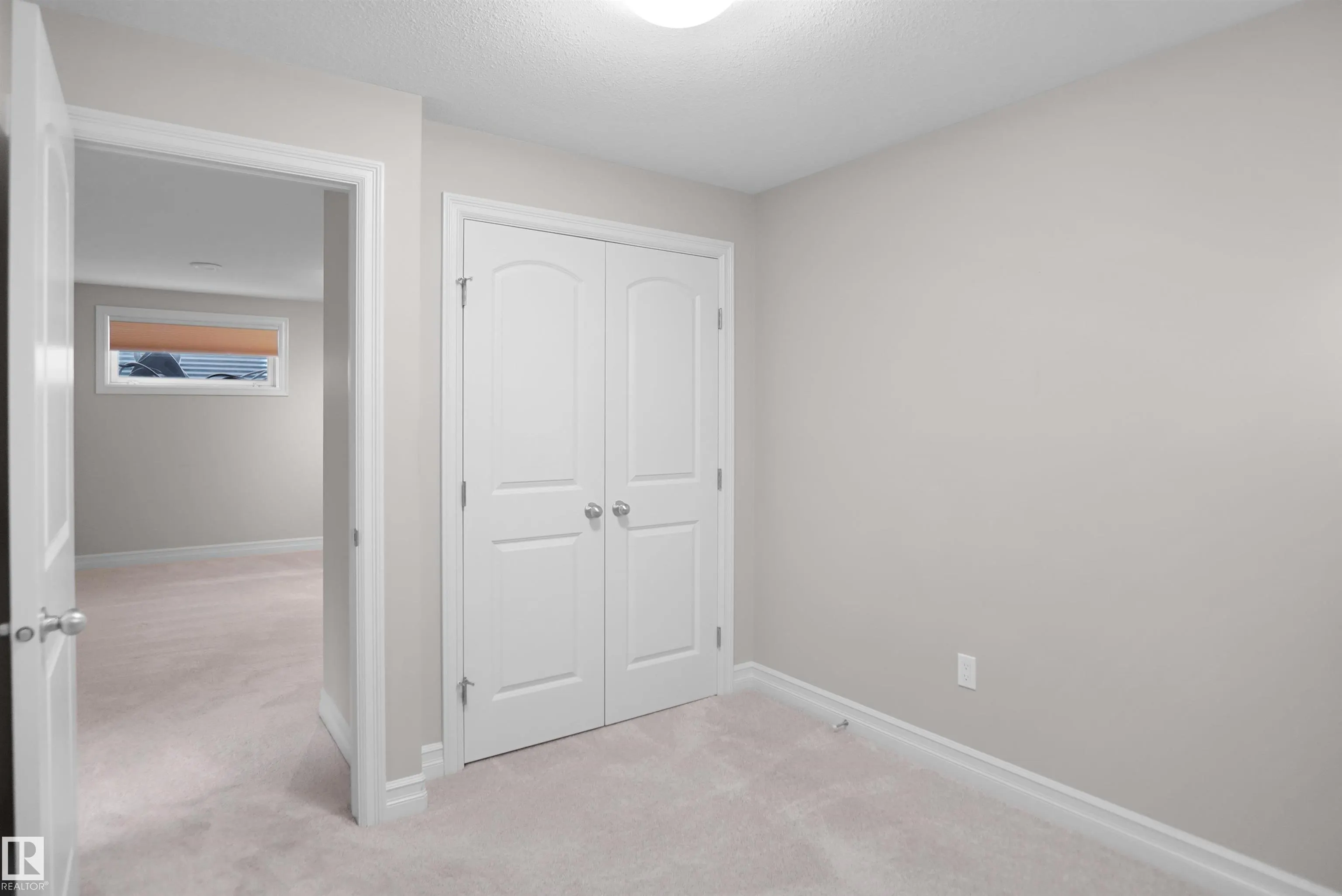 138 HENDERSON Link