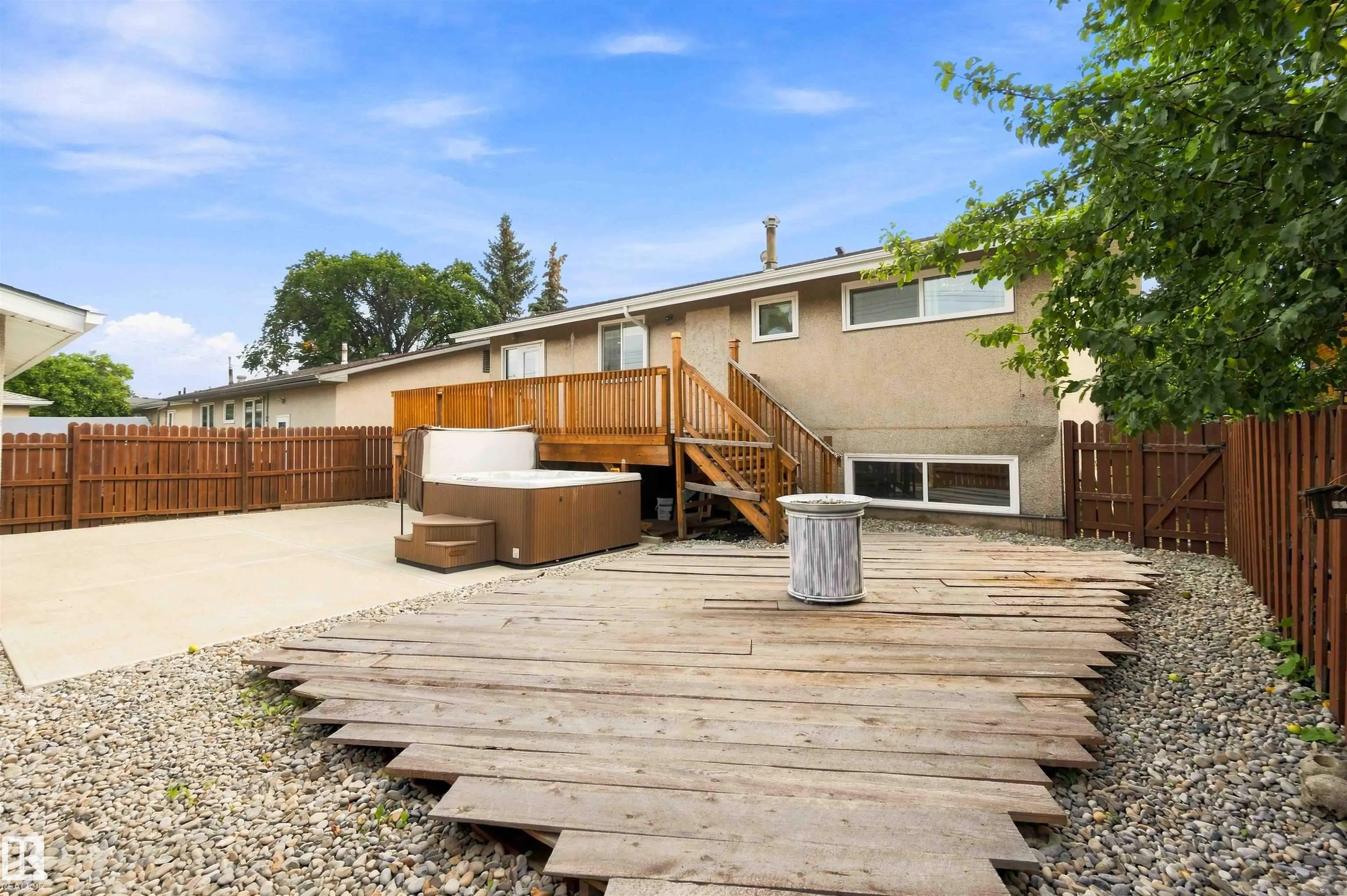 13820 63 Street