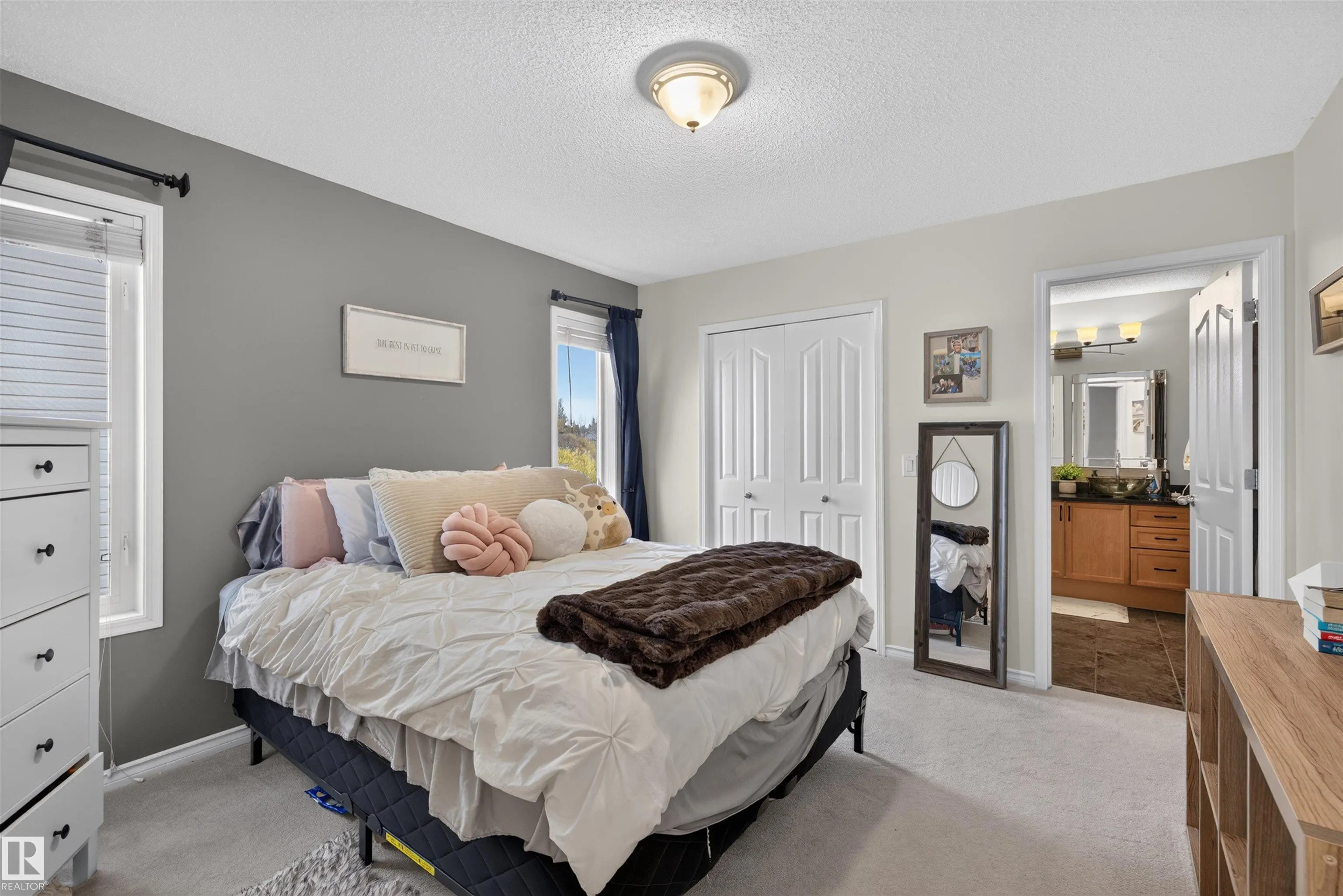 54 FOXHAVEN Way