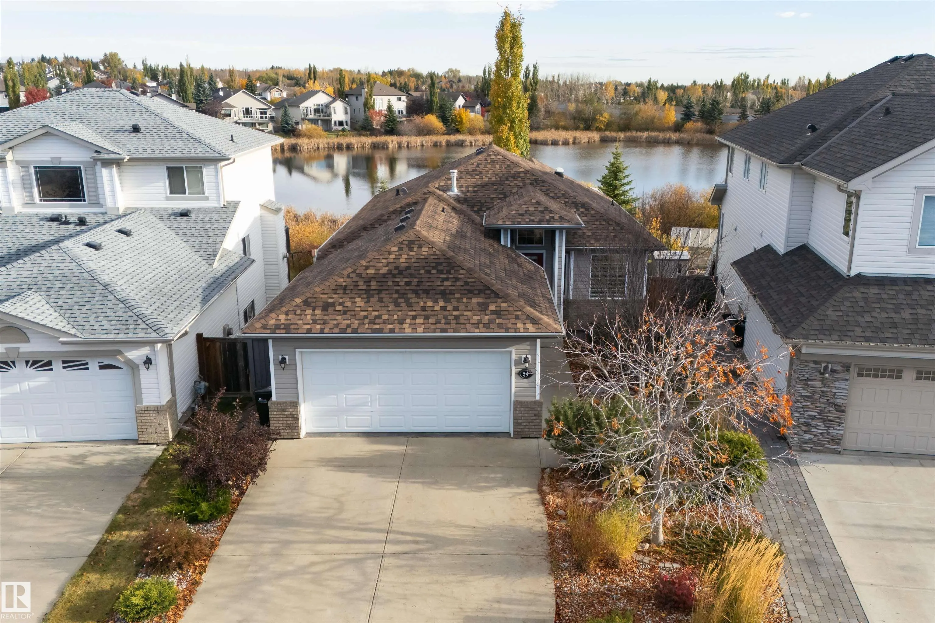 54 FOXHAVEN Way