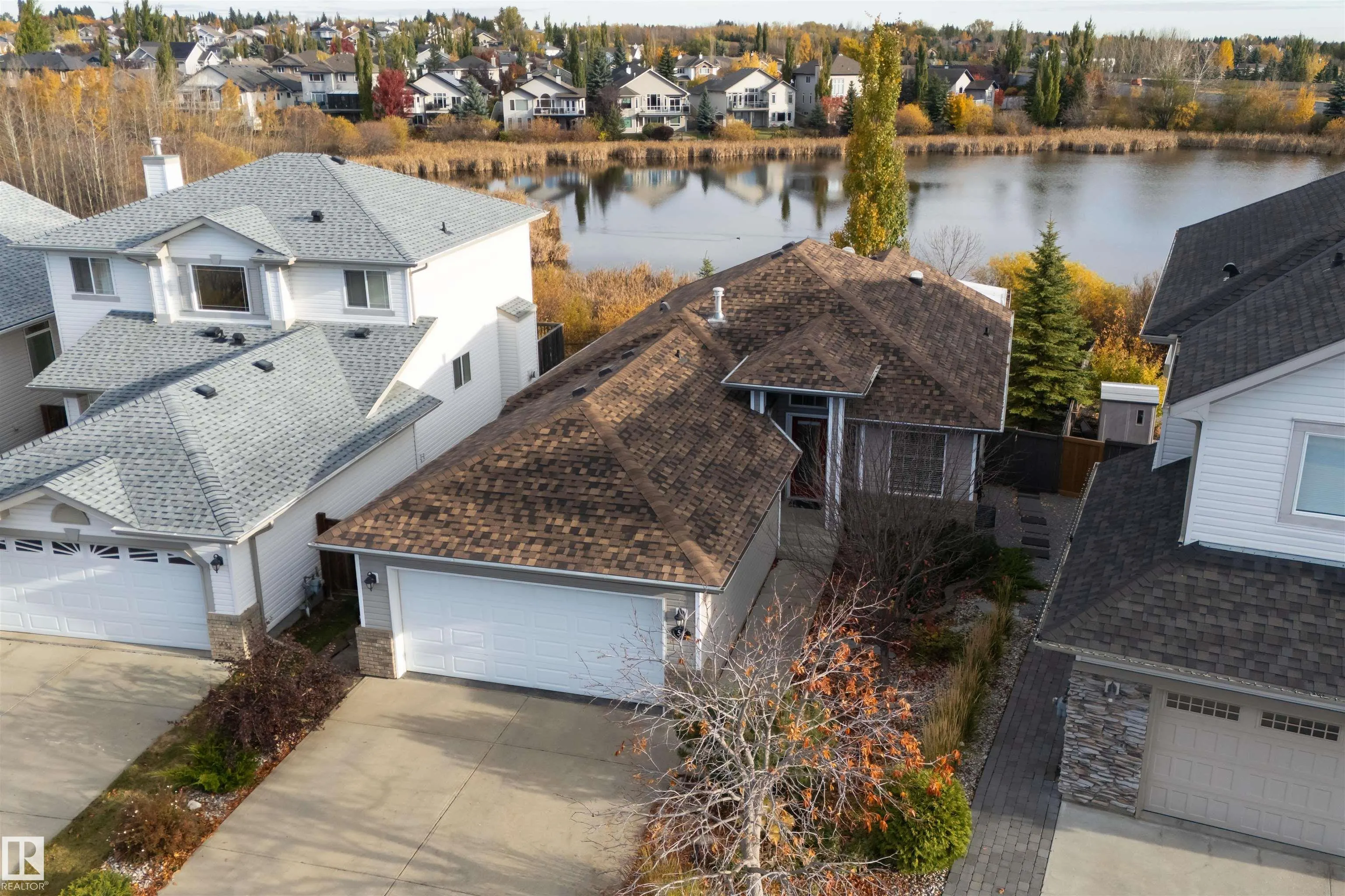 54 FOXHAVEN Way