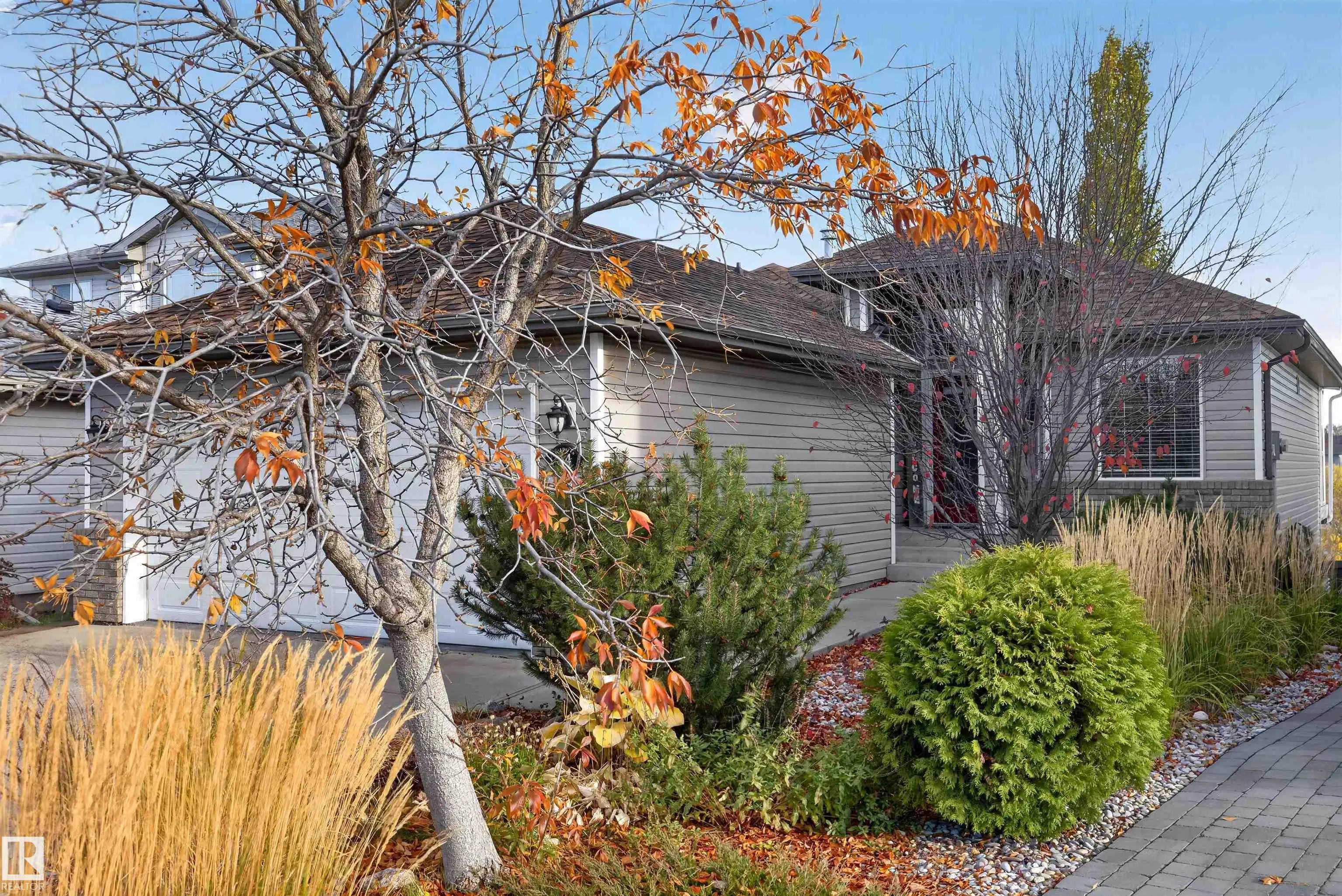 54 FOXHAVEN Way