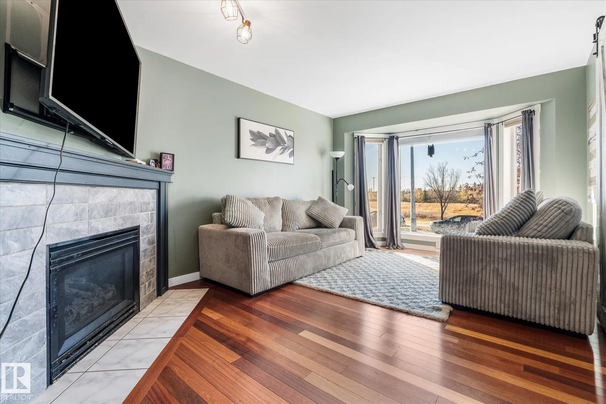 33 CAMPBELL Road