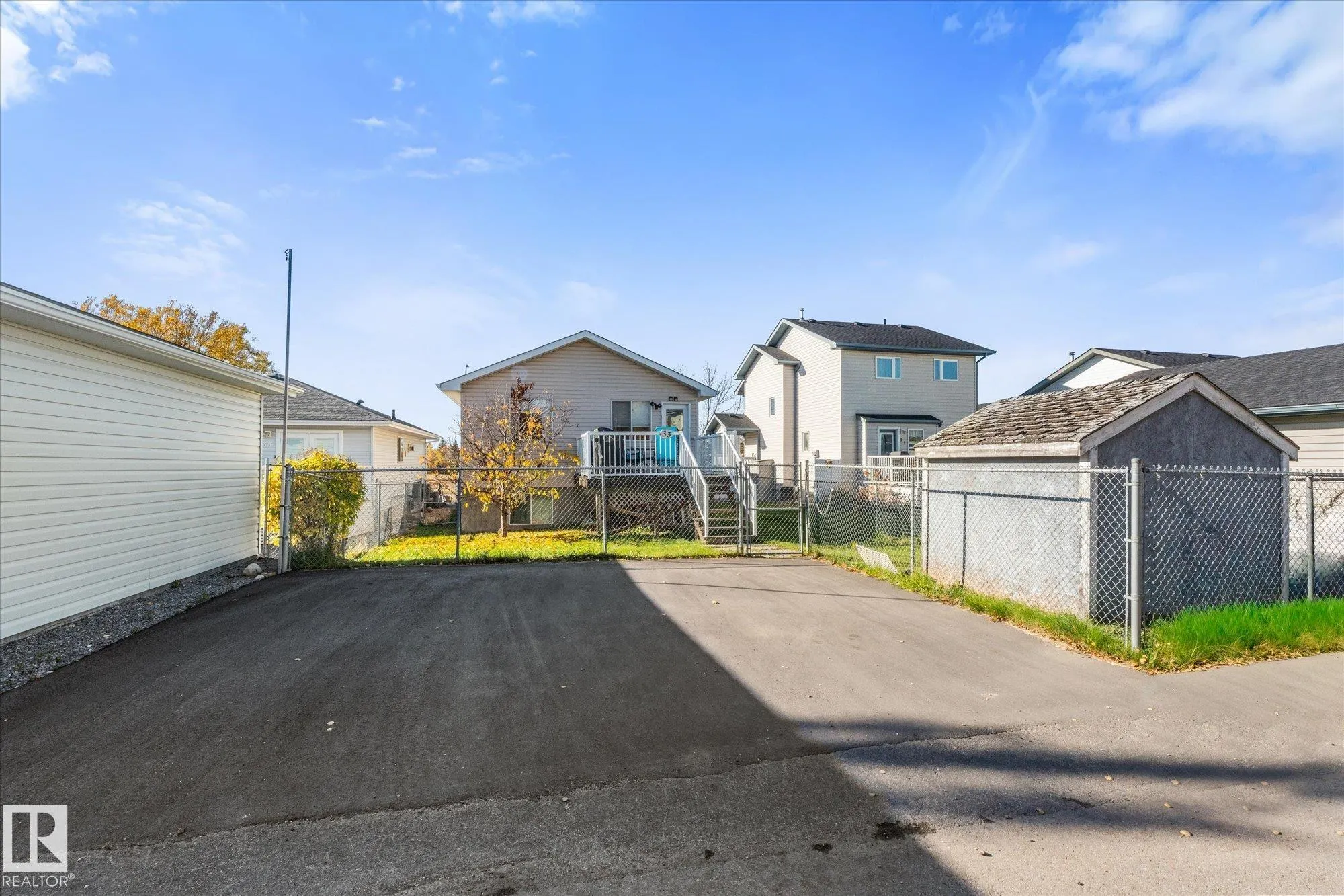 33 CAMPBELL Road