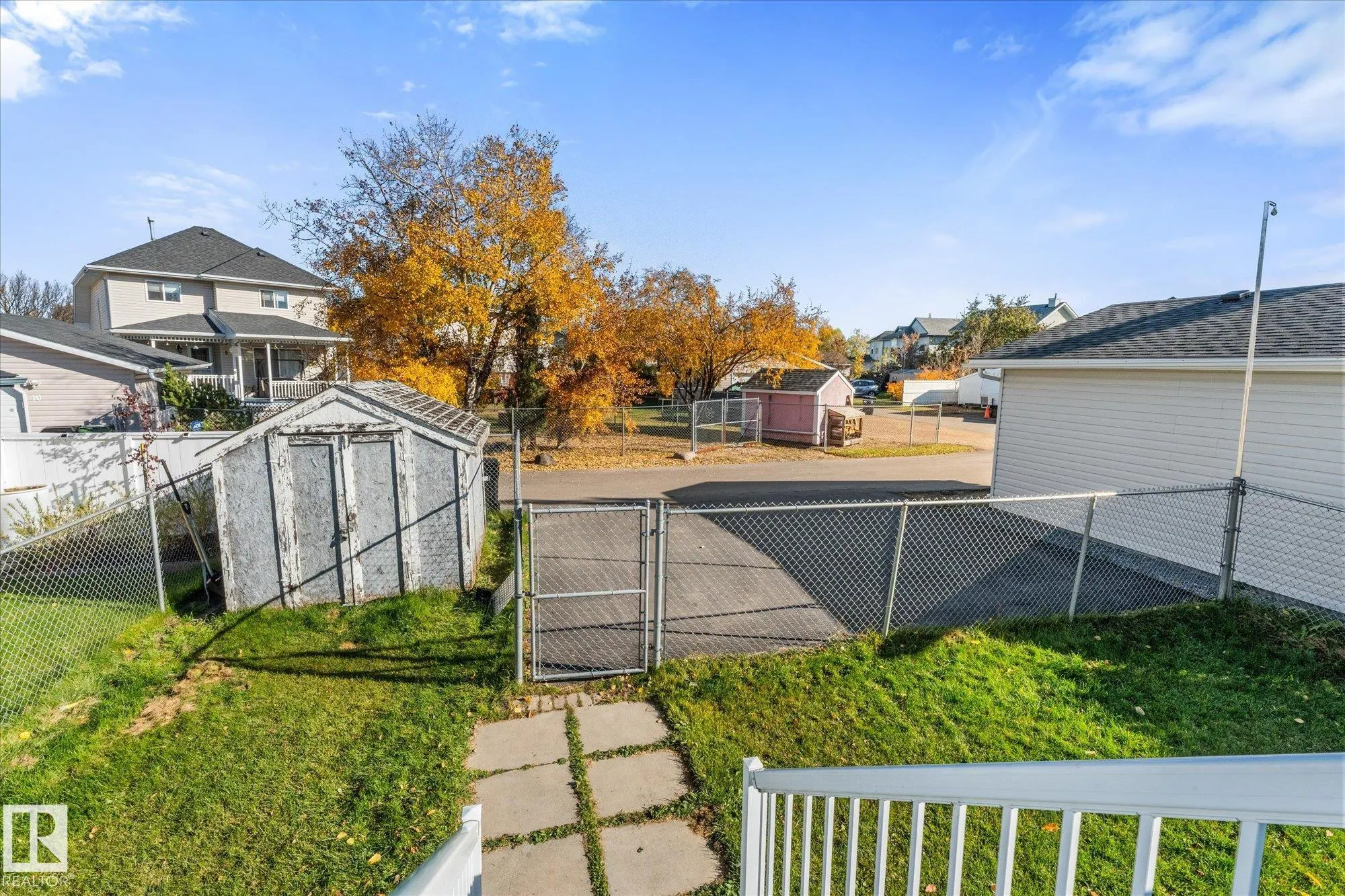 33 CAMPBELL Road