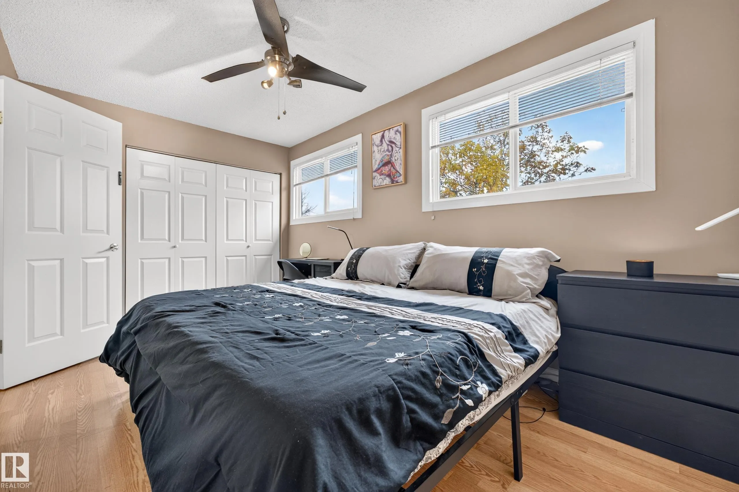 1209 HOOKE Road