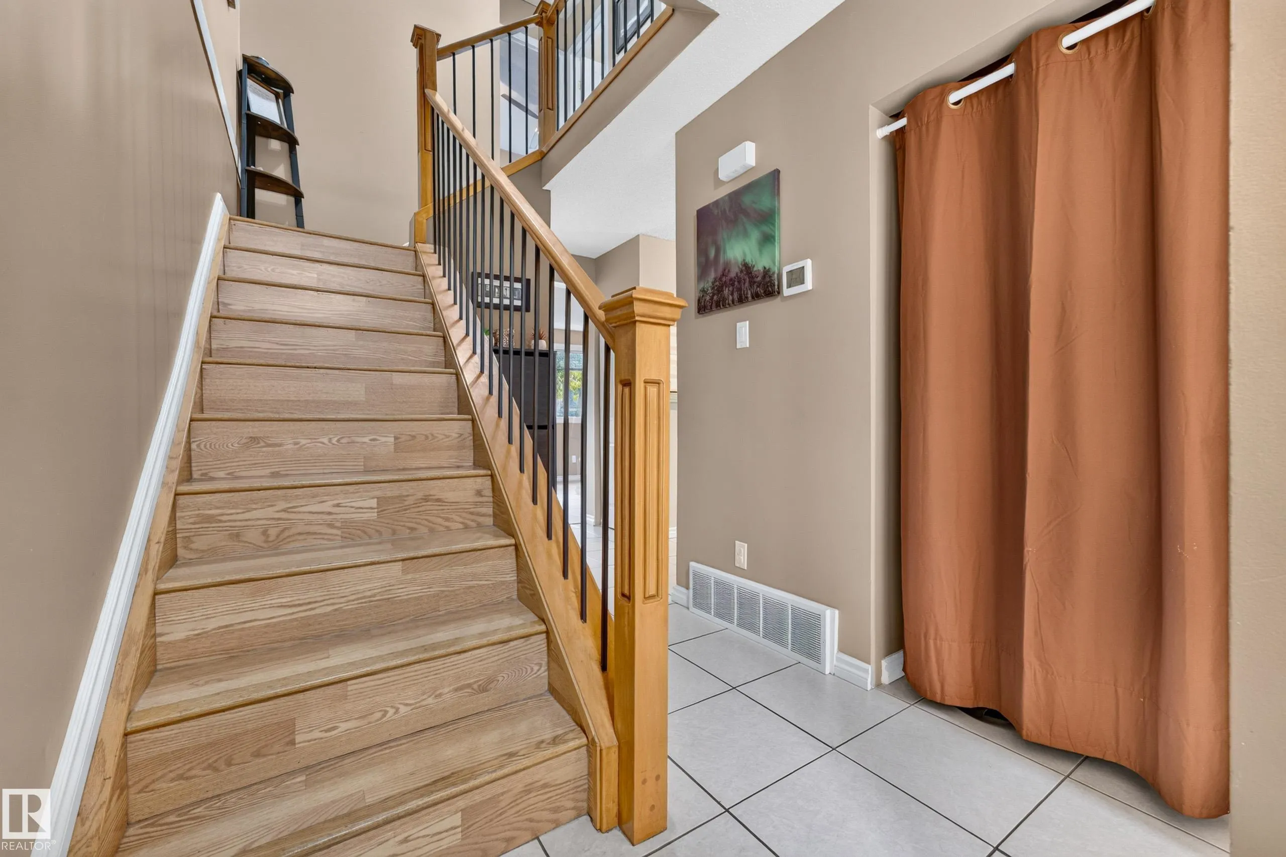 1209 HOOKE Road