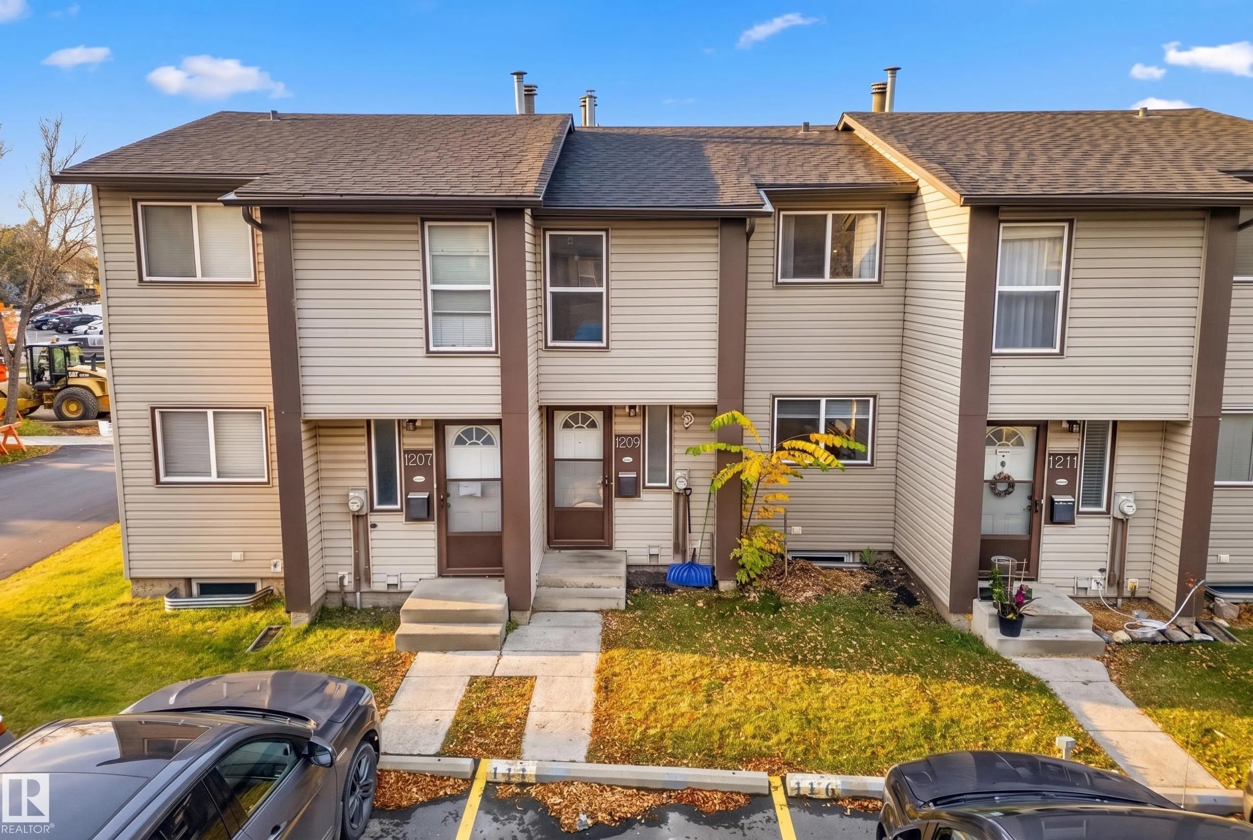 1209 HOOKE Road