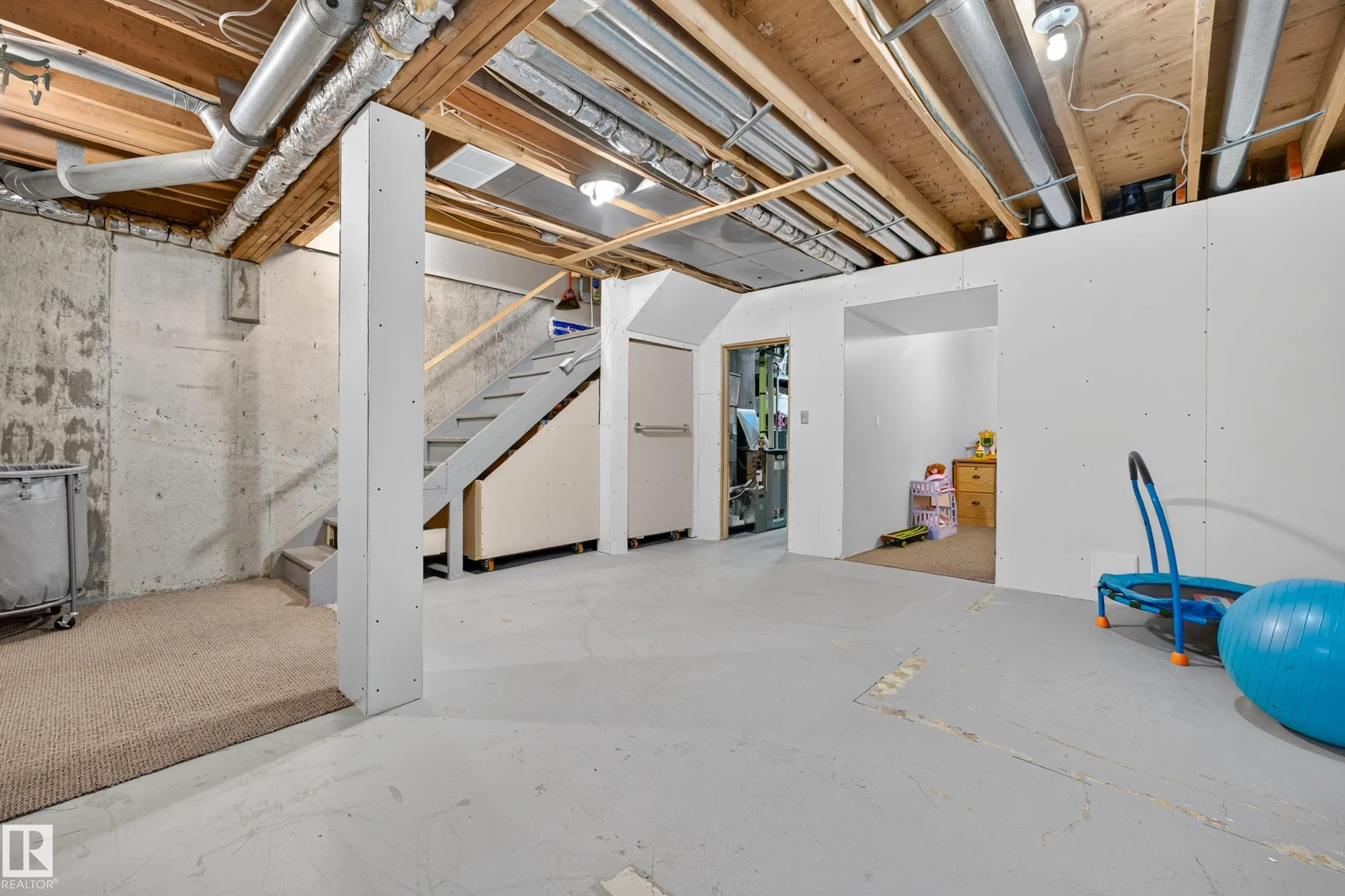 1209 HOOKE Road