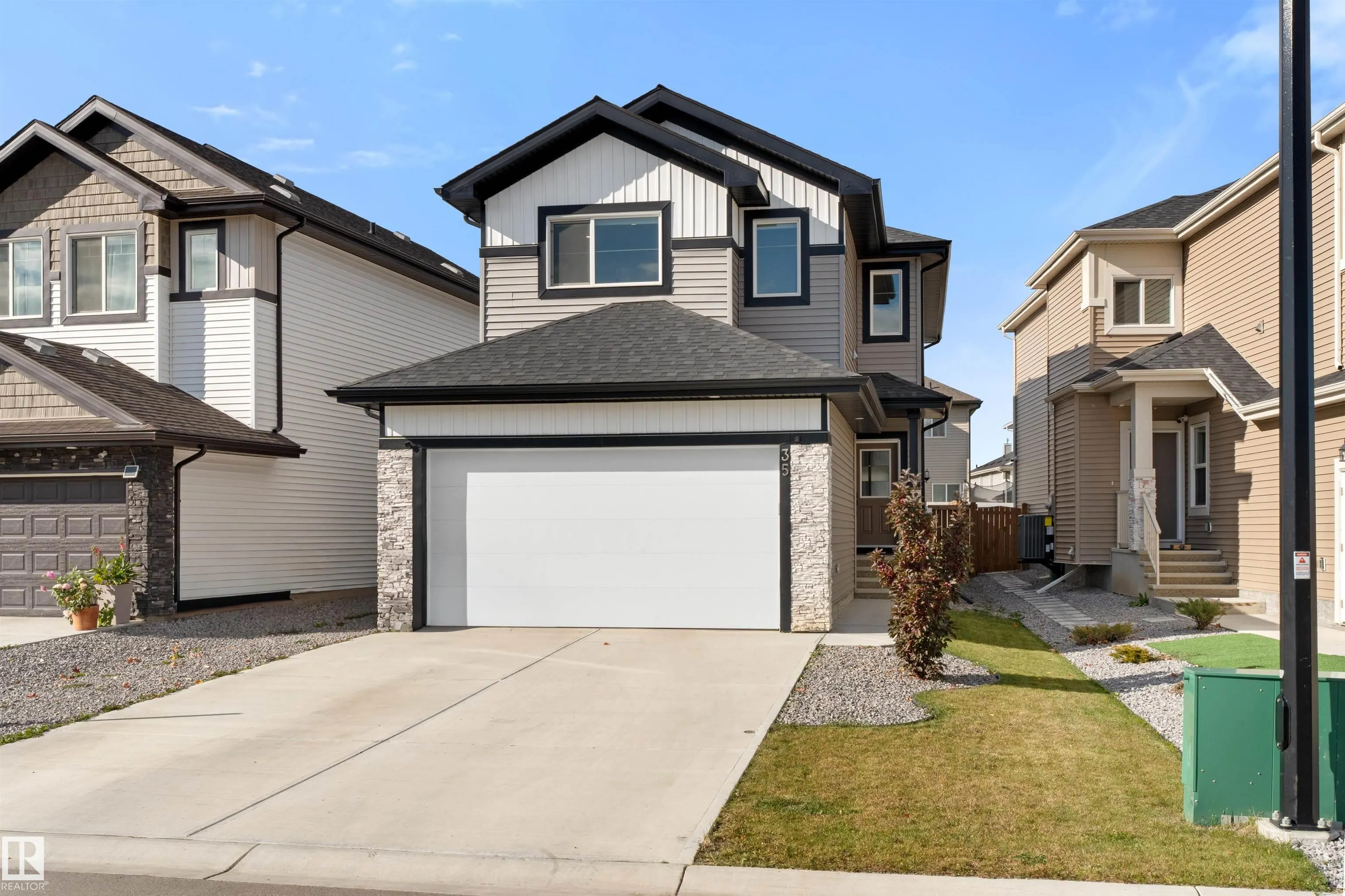 35 MEADOWBROOK Way