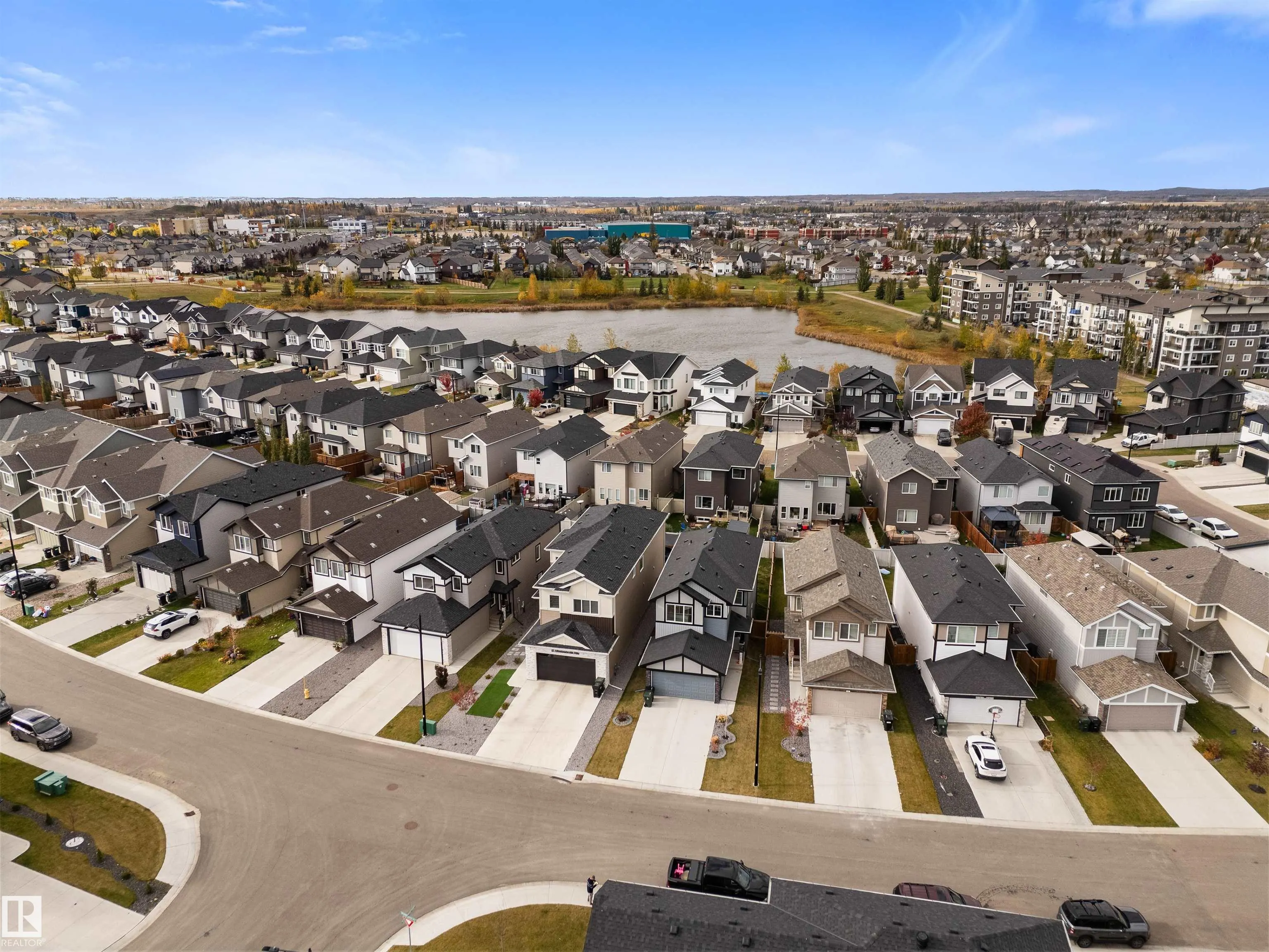 35 MEADOWBROOK Way