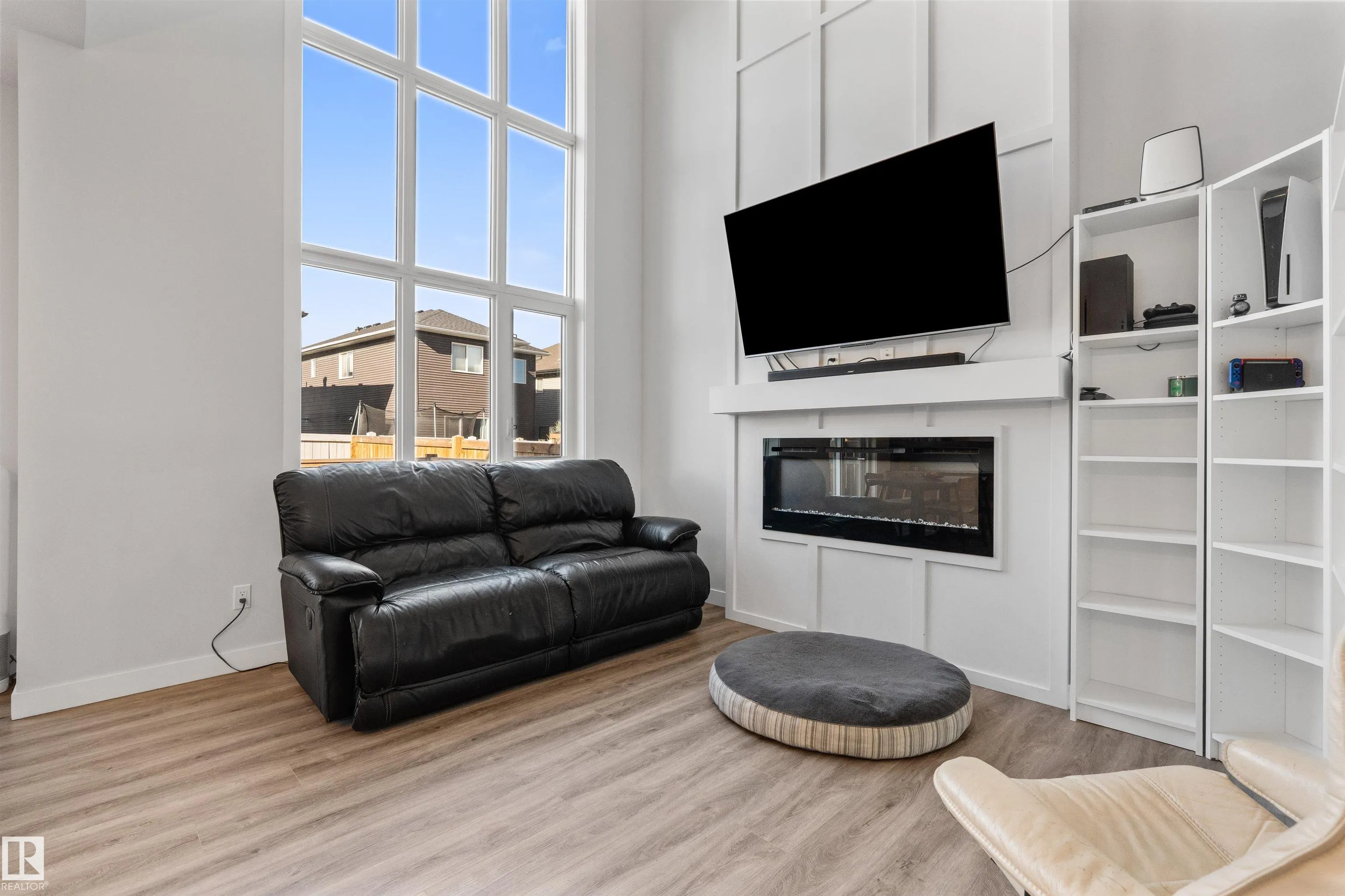 35 MEADOWBROOK Way