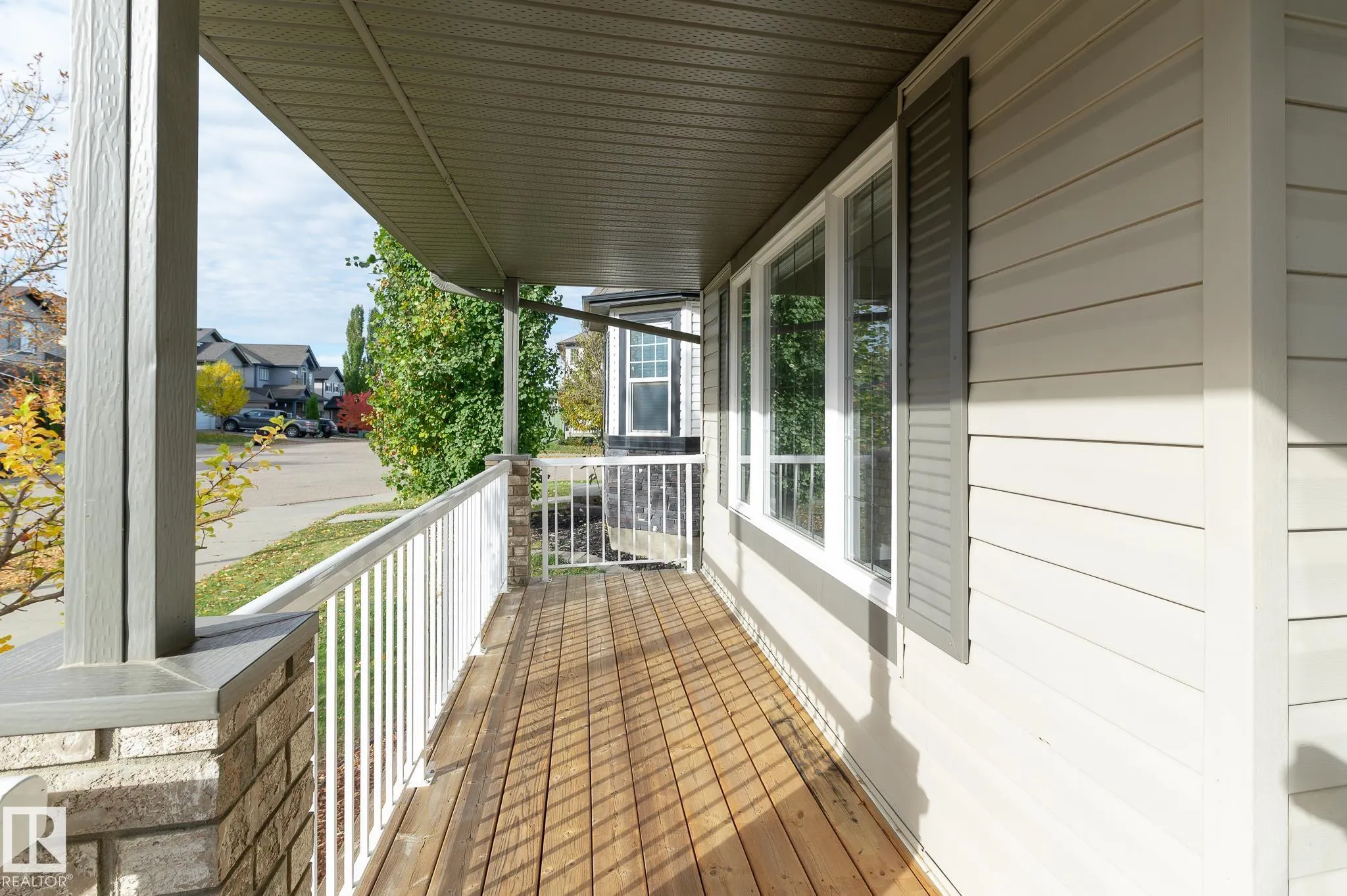 50 VIVIAN Way