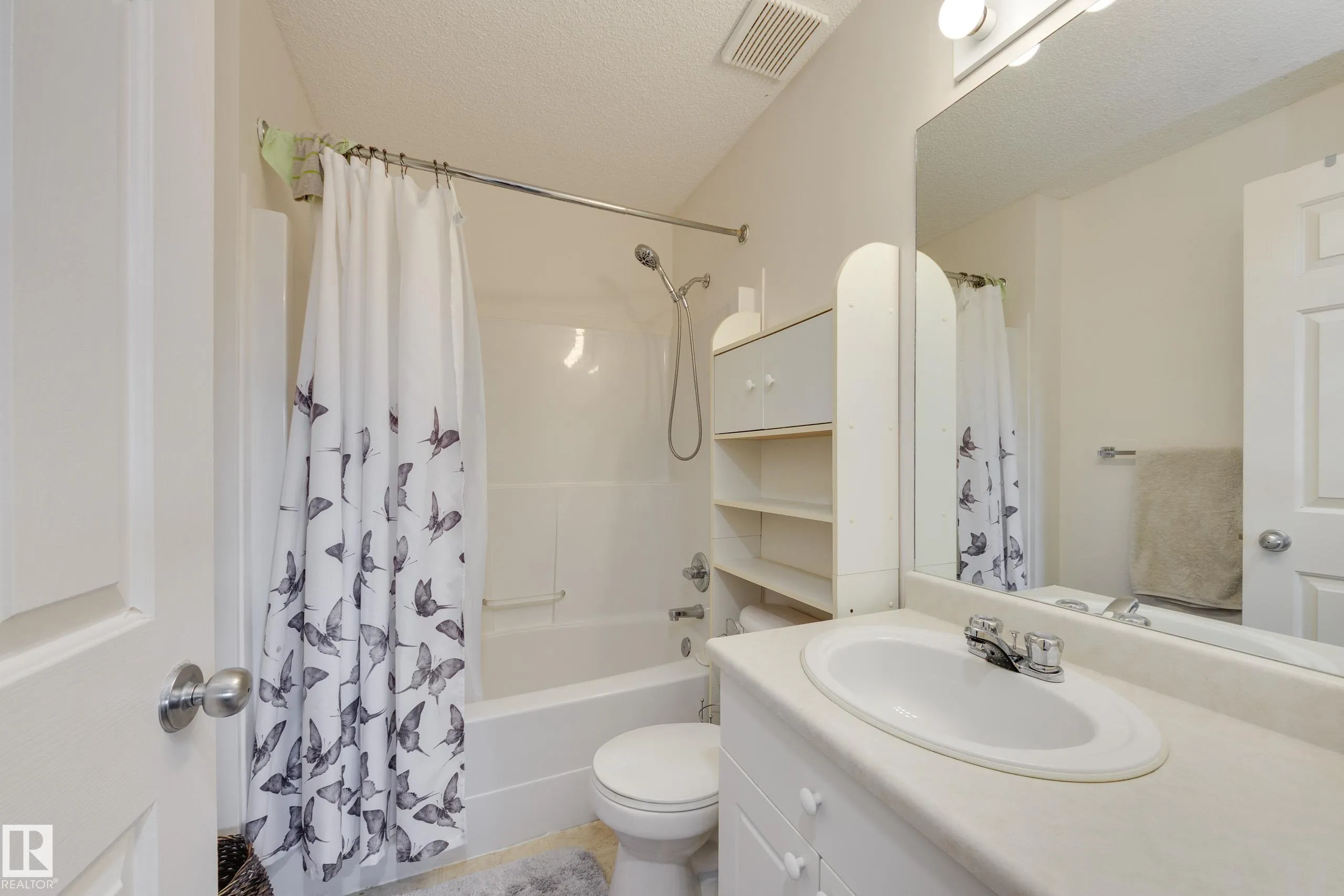 553 GLENWRIGHT Crescent