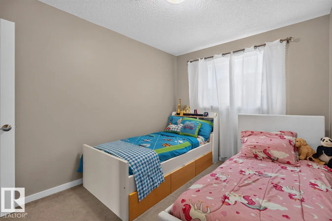411 SIMMONDS Way