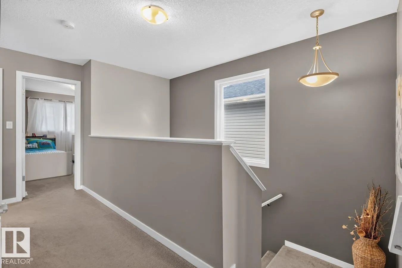 411 SIMMONDS Way