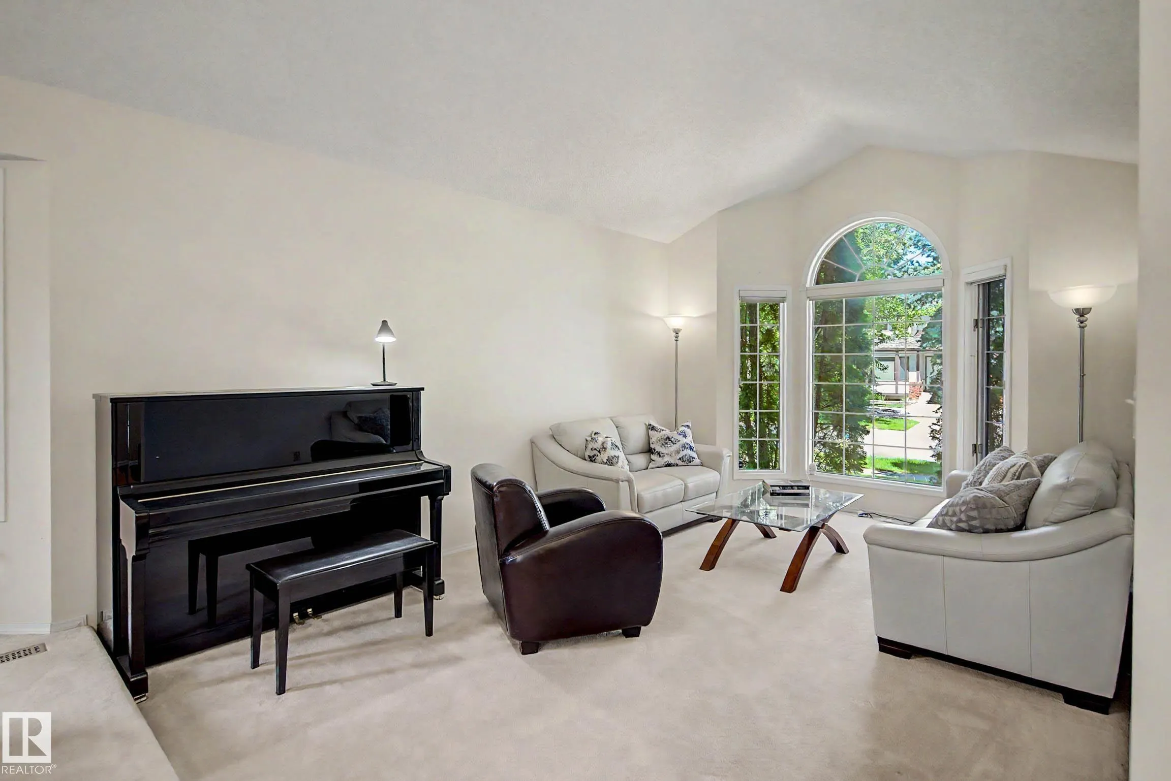 425 BUCHANAN Road