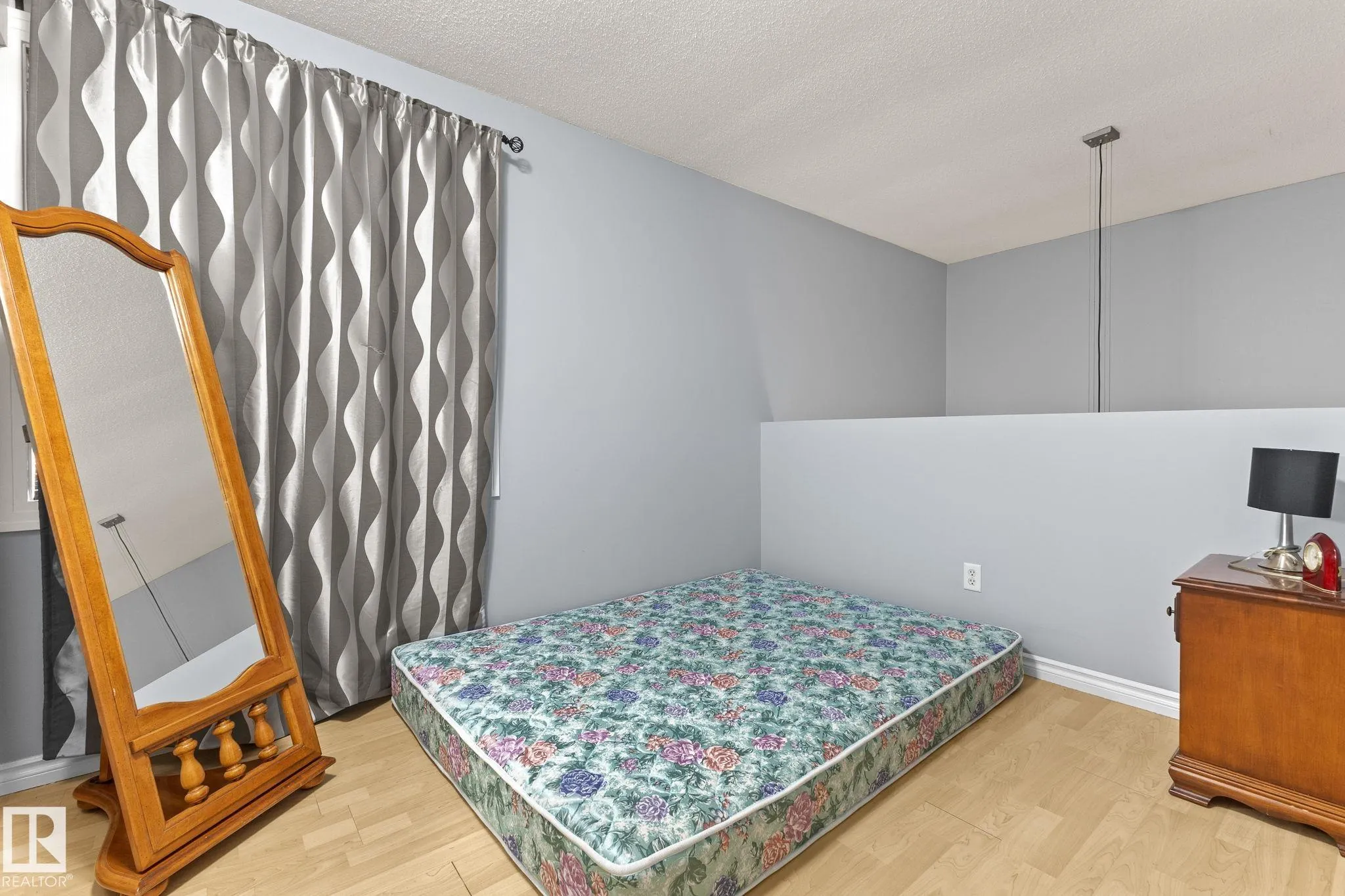 582 LAKEWOOD Road