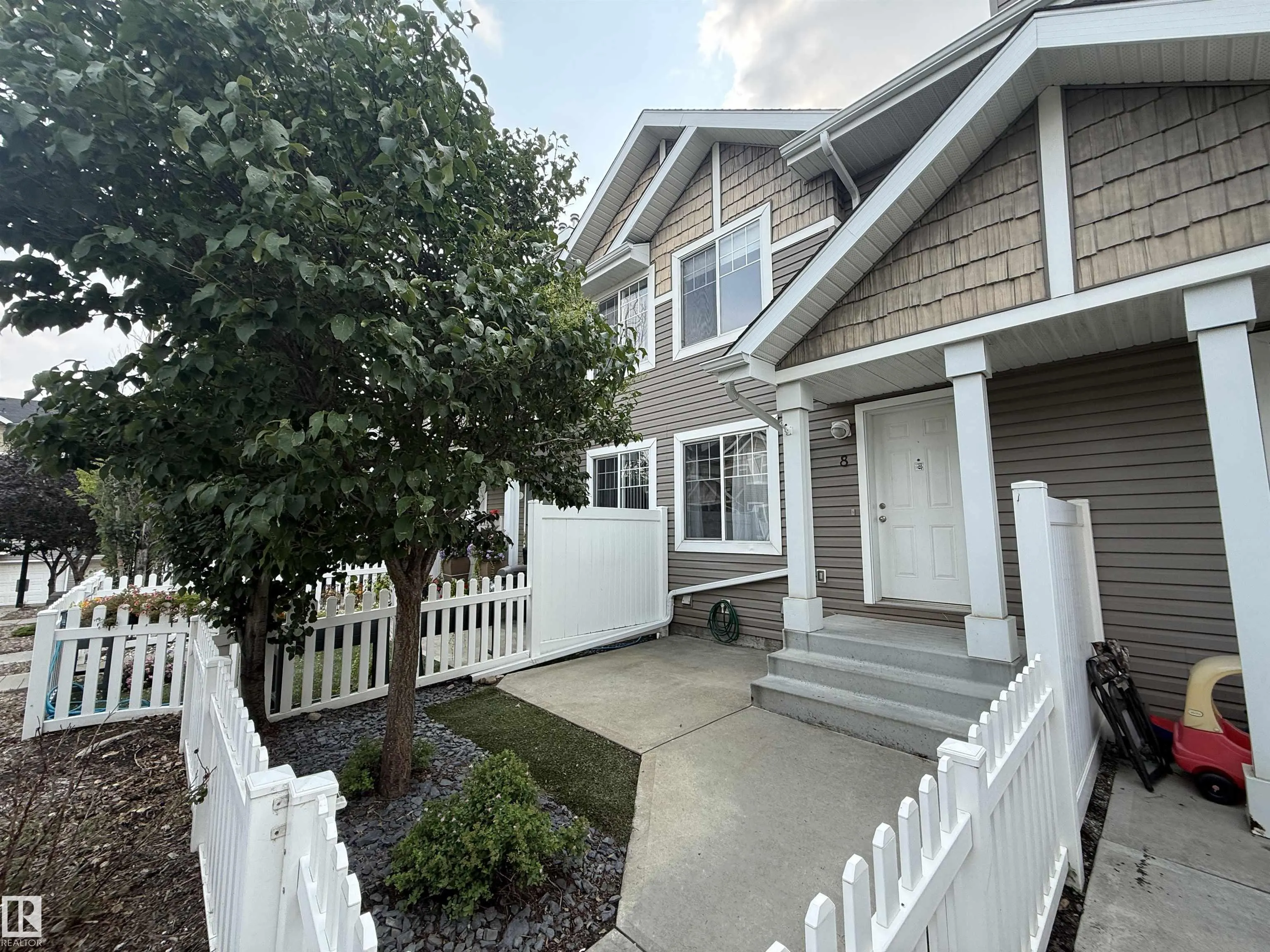3075 TRELLE Crescent