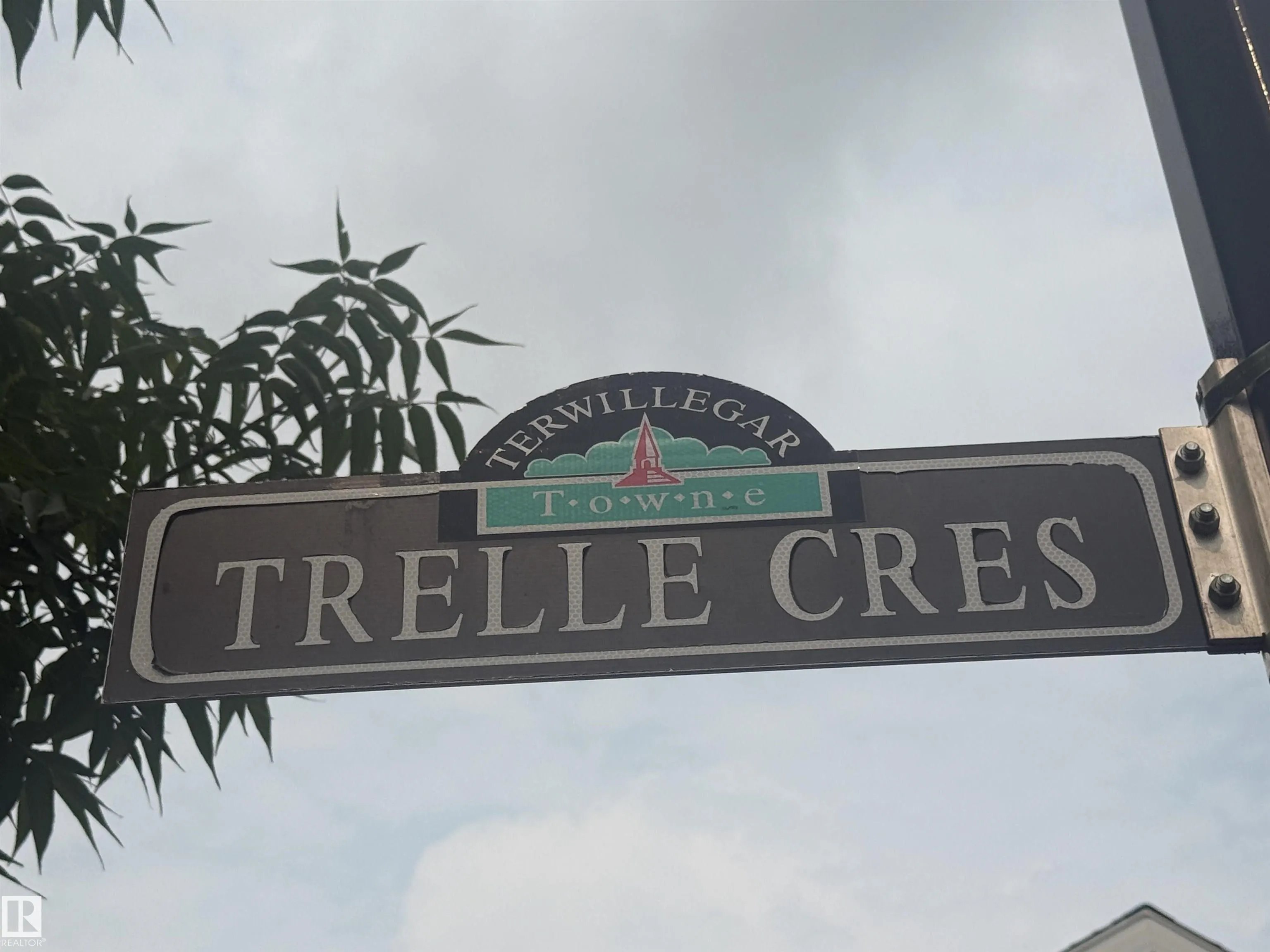 3075 TRELLE Crescent
