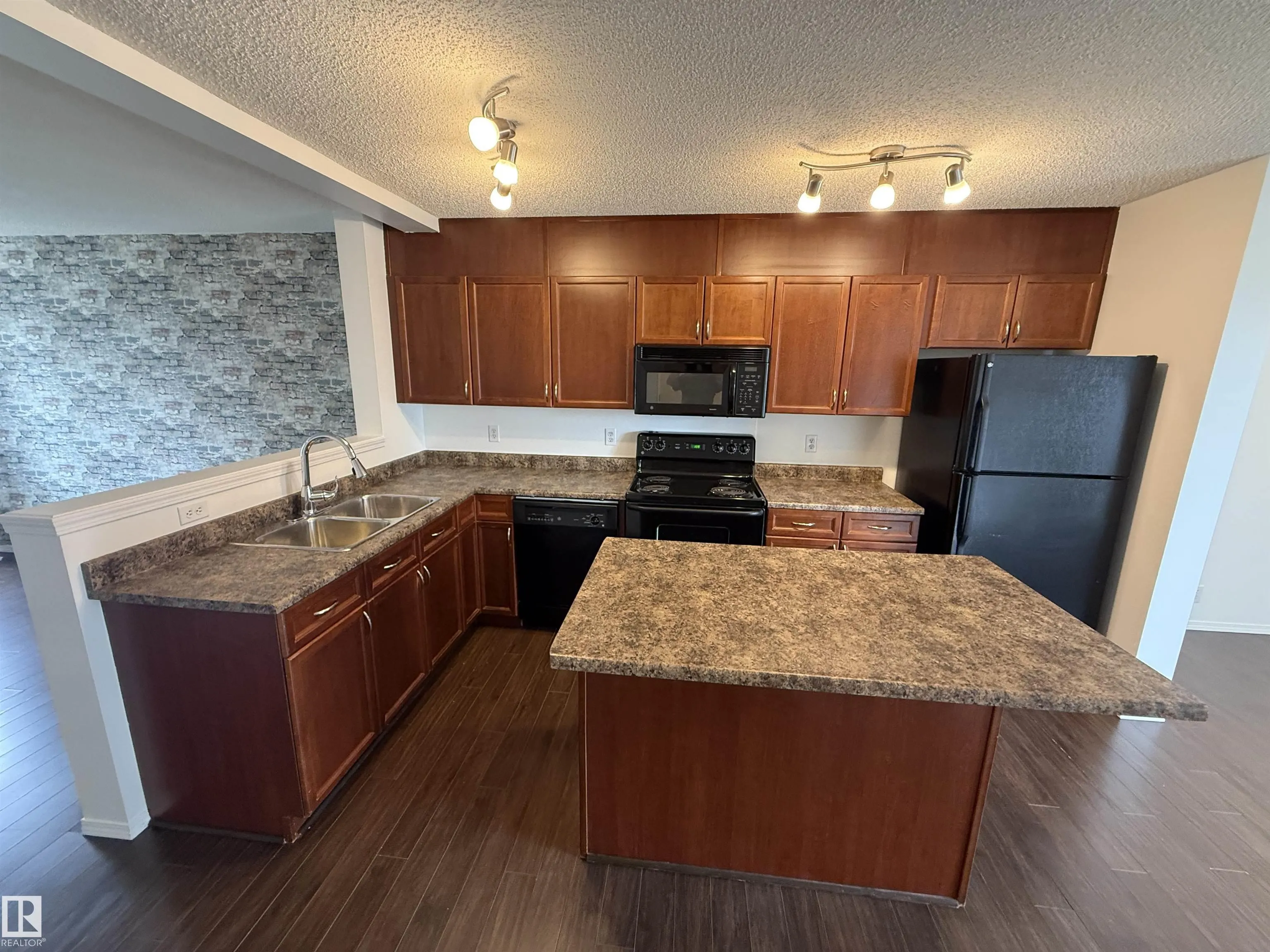 3075 TRELLE Crescent