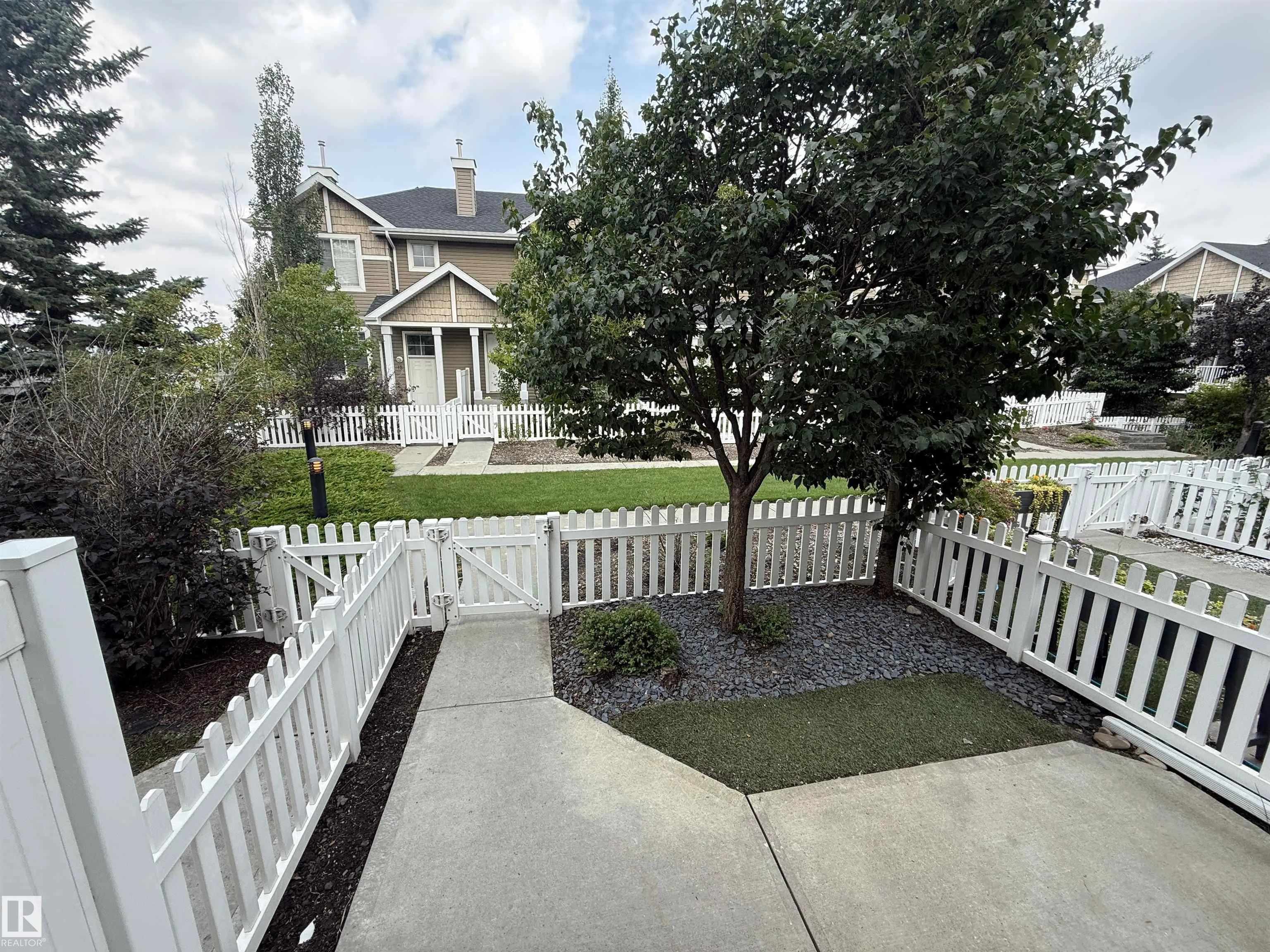 3075 TRELLE Crescent