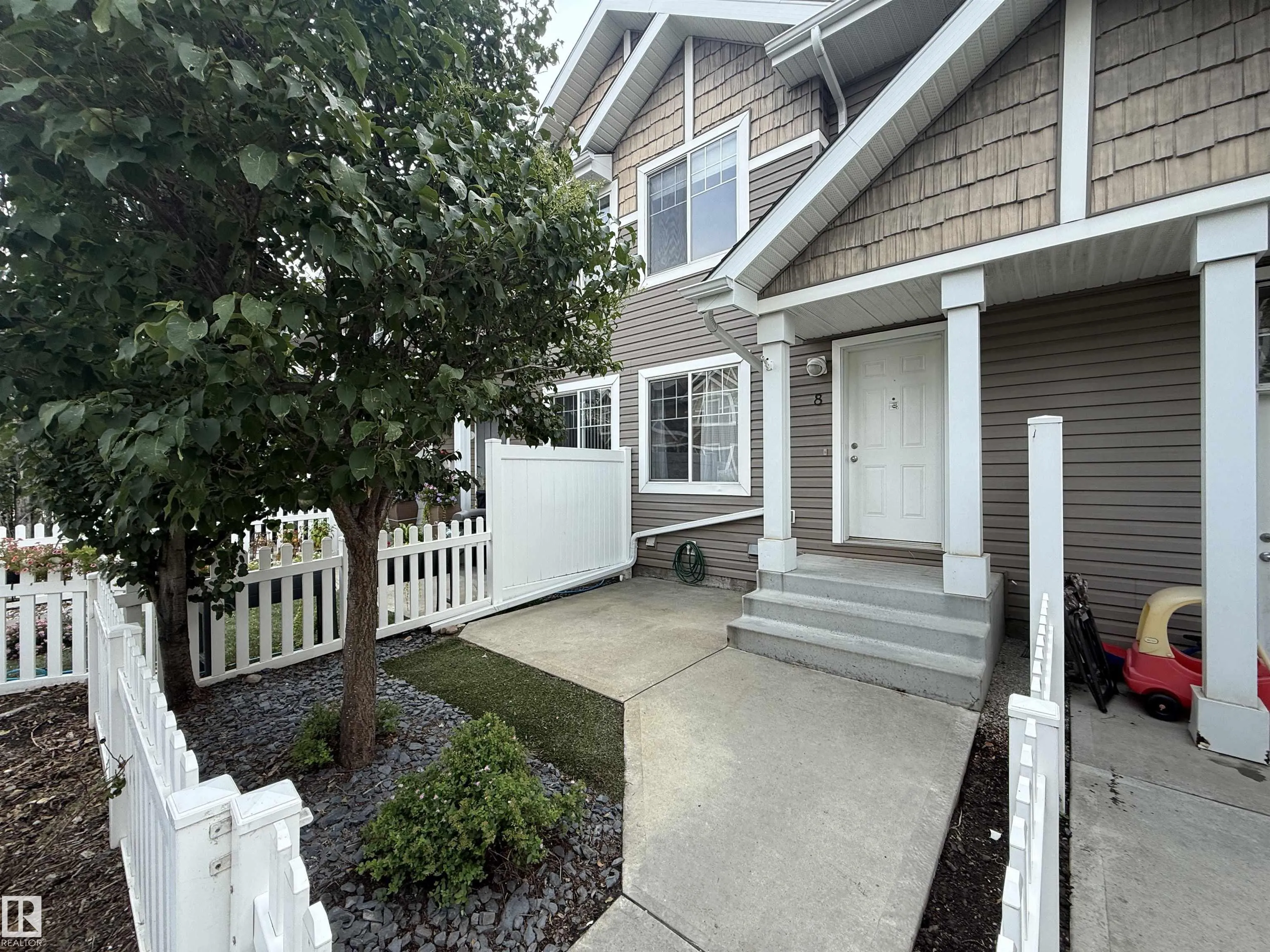 3075 TRELLE Crescent