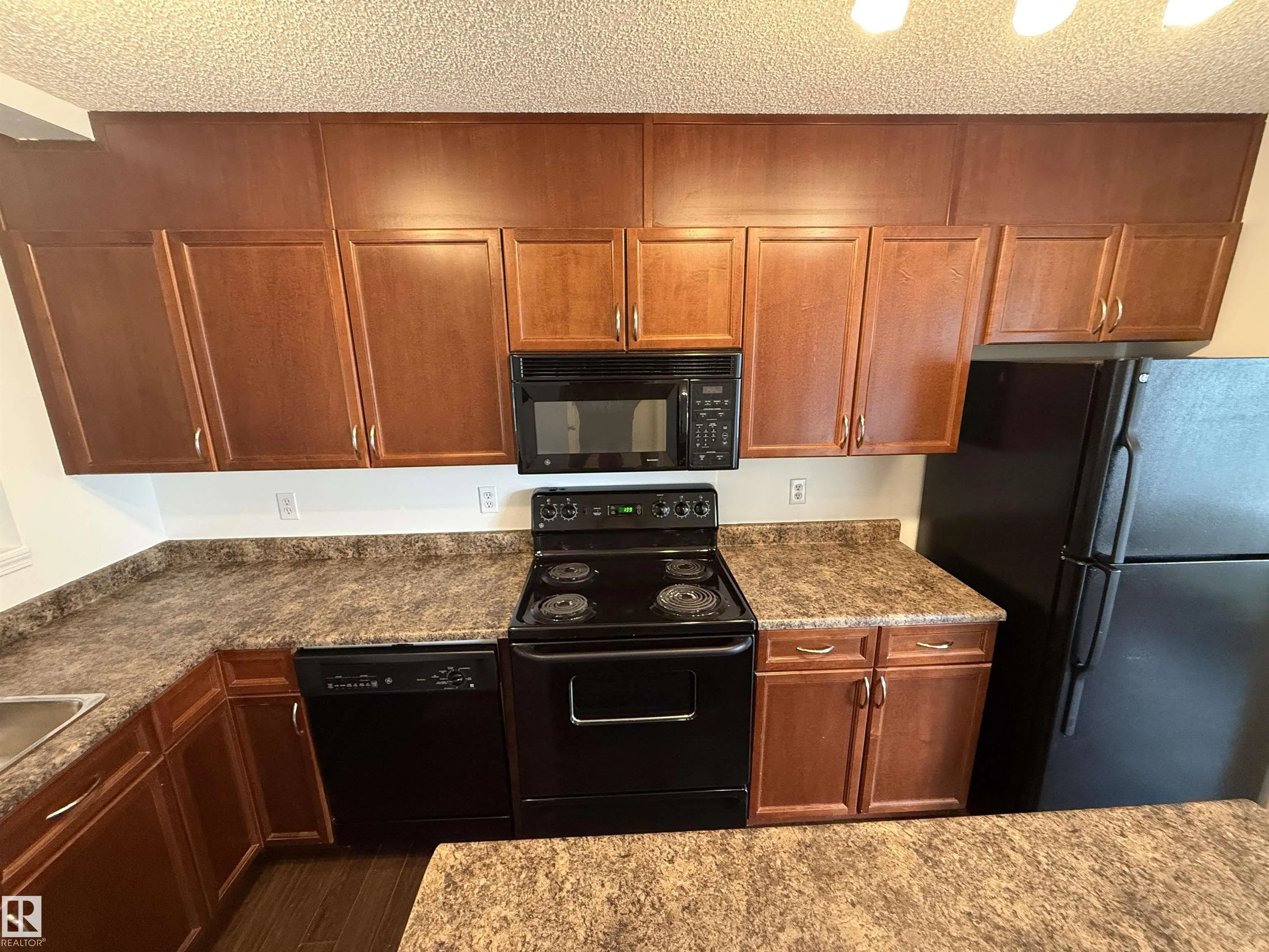 3075 TRELLE Crescent