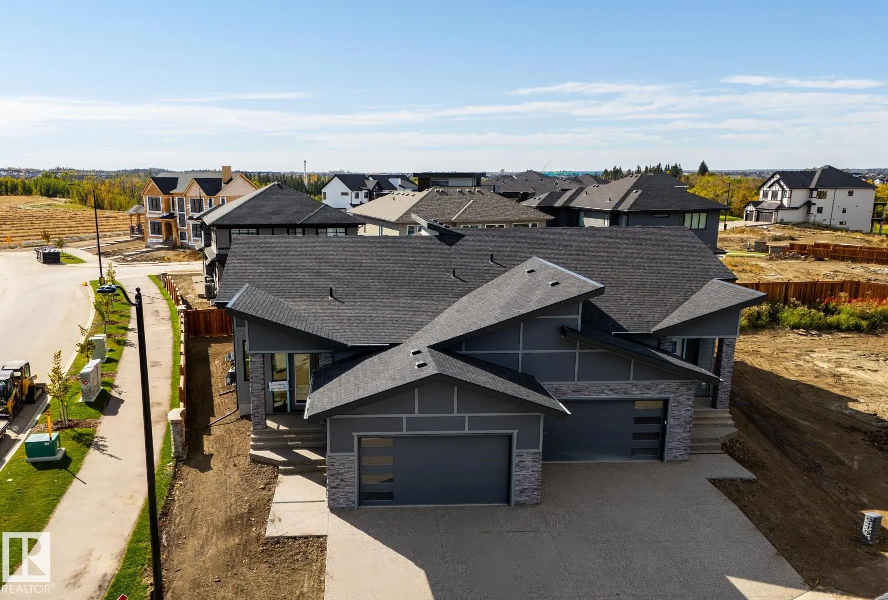 242 HAYS RIDGE Boulevard