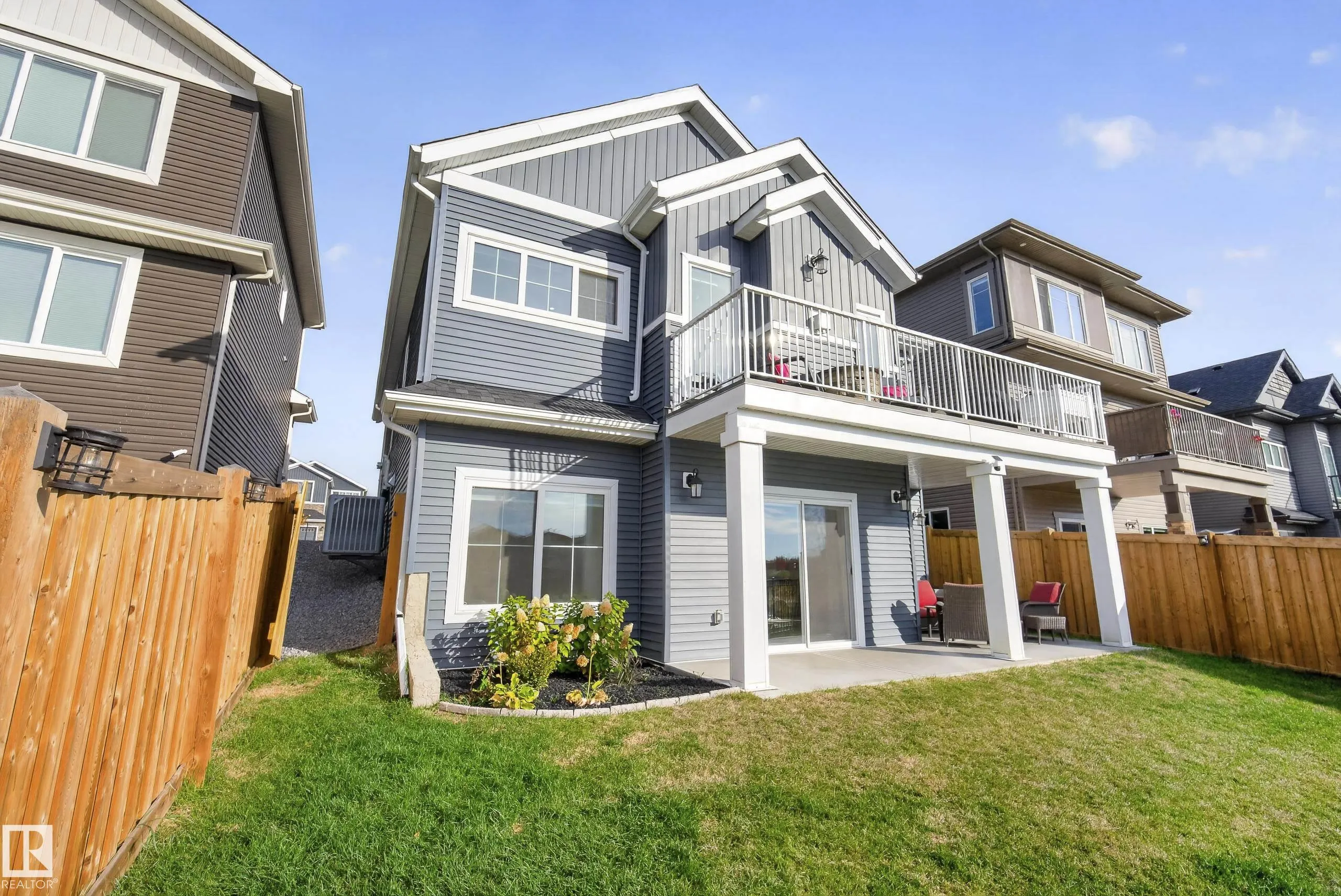 55 EDGEFIELD Way