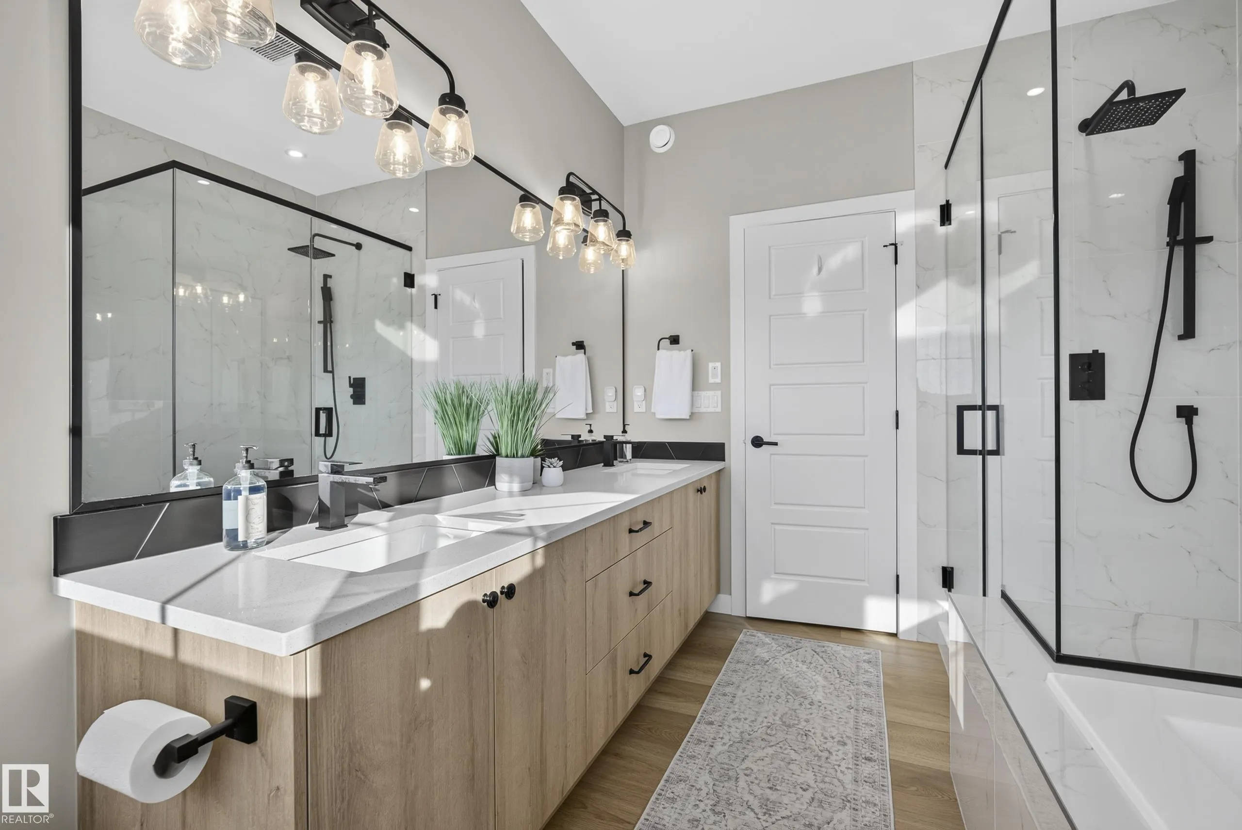 55 EDGEFIELD Way