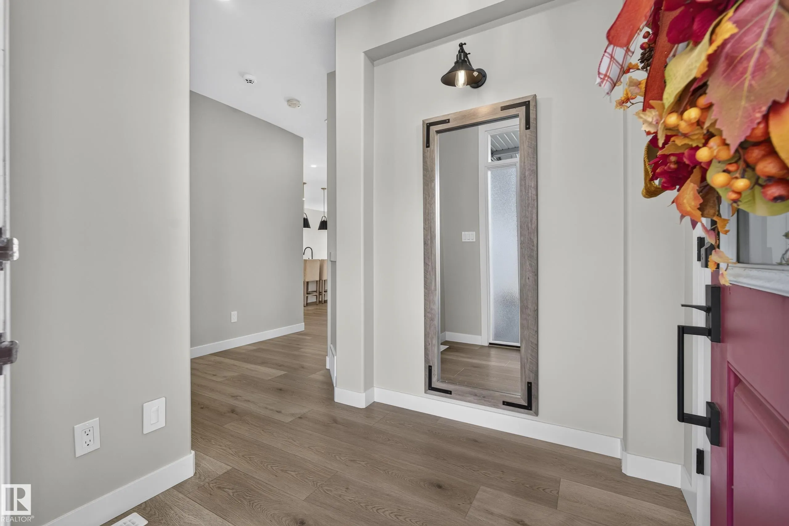 55 EDGEFIELD Way
