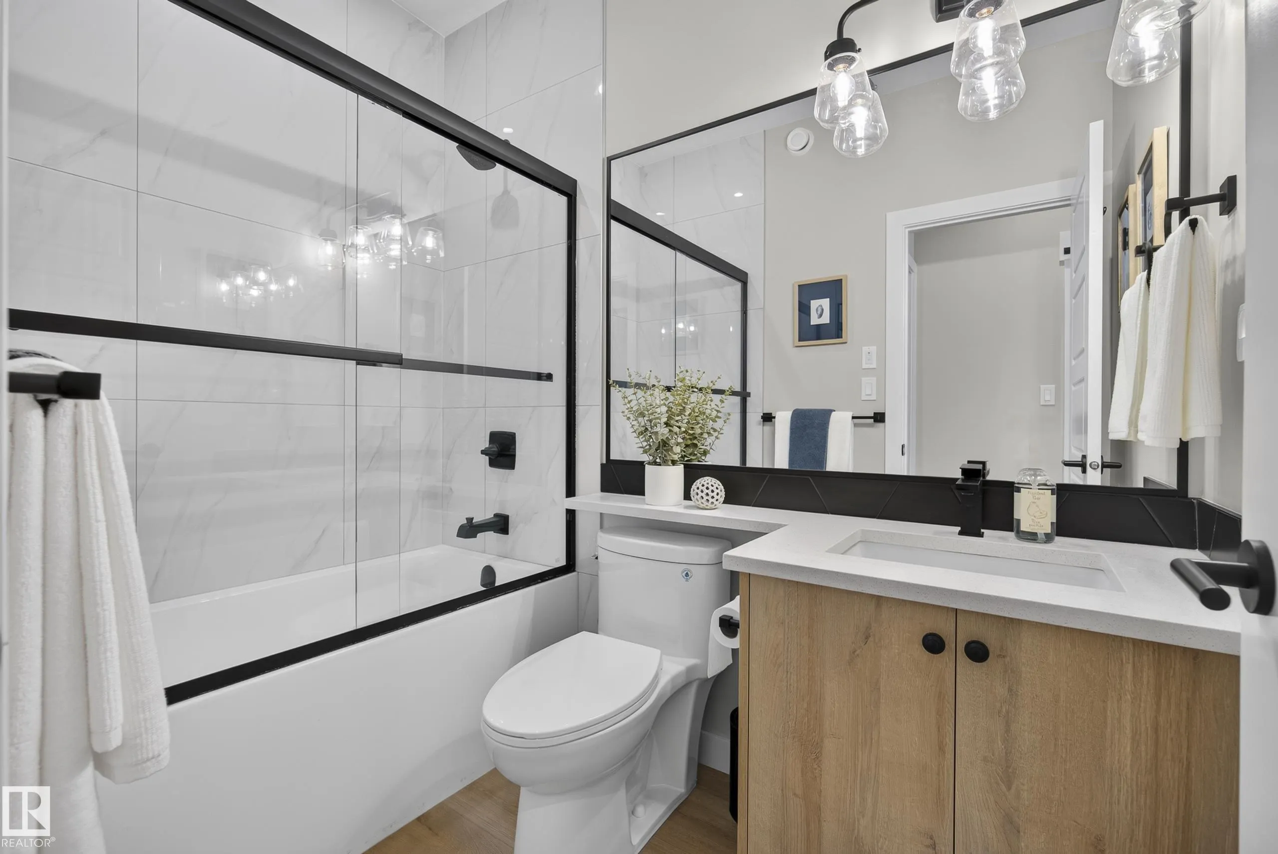 55 EDGEFIELD Way