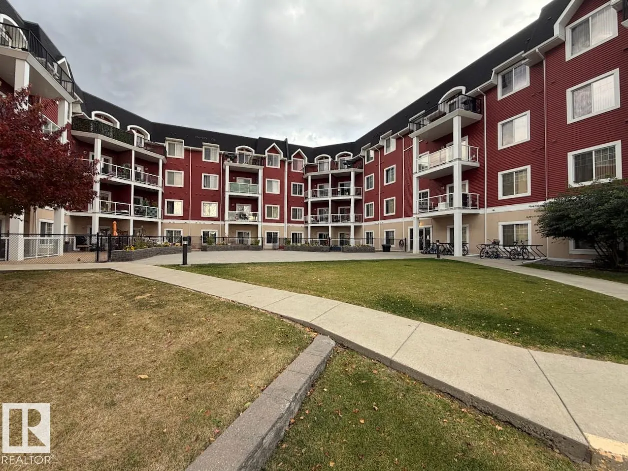 226 MACEWAN Road