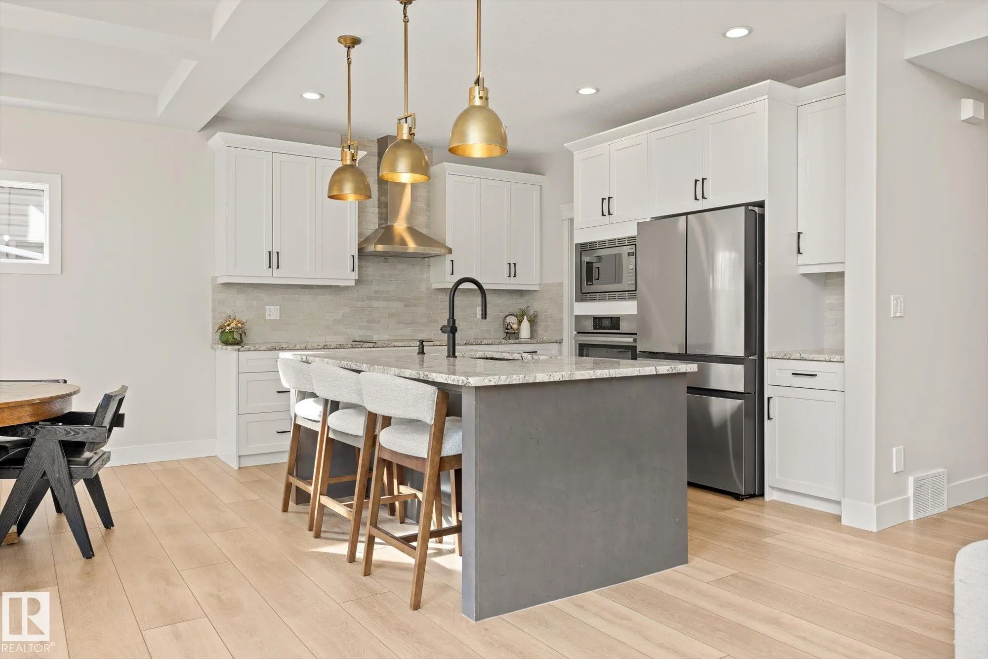 3363 CHICKADEE Drive
