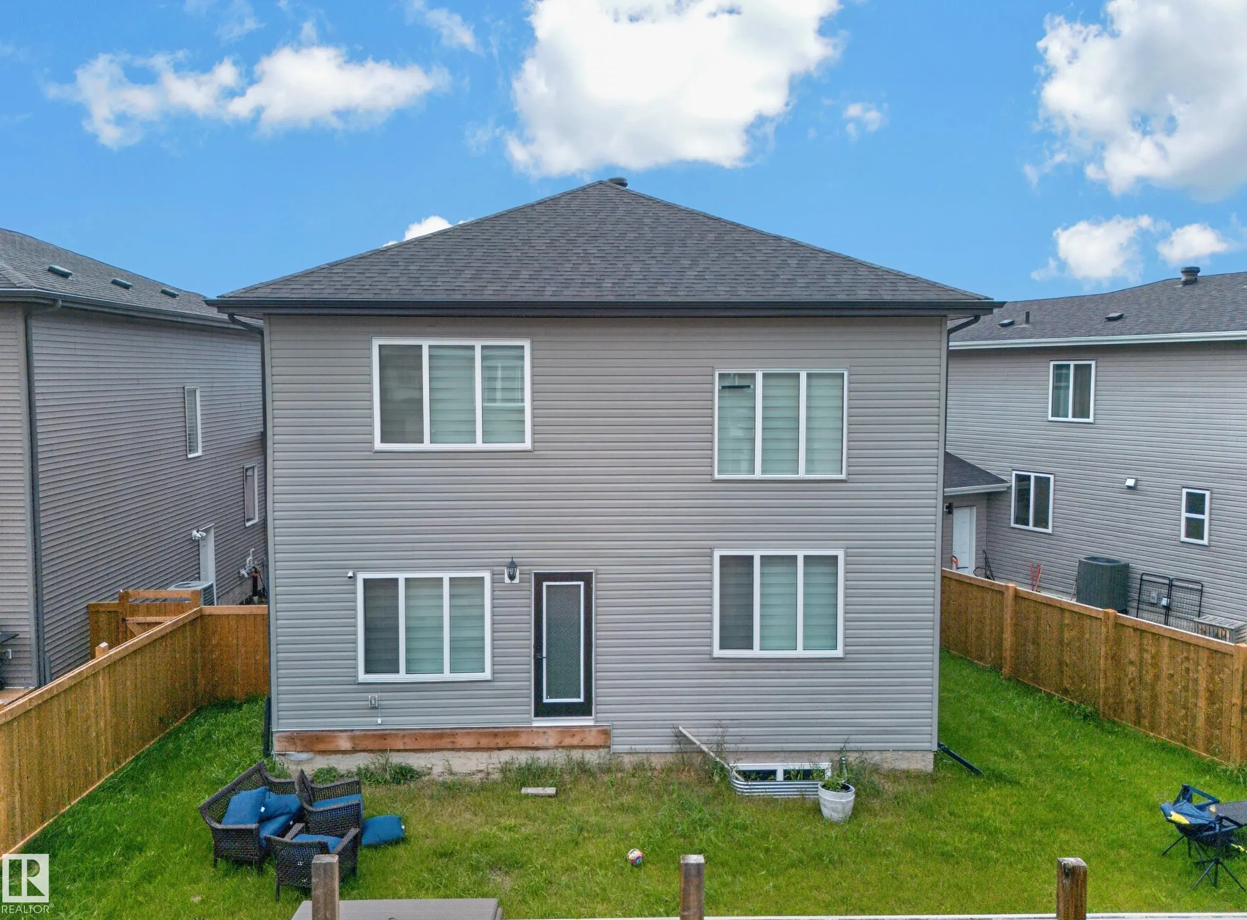 3217 Pelerin Crescent