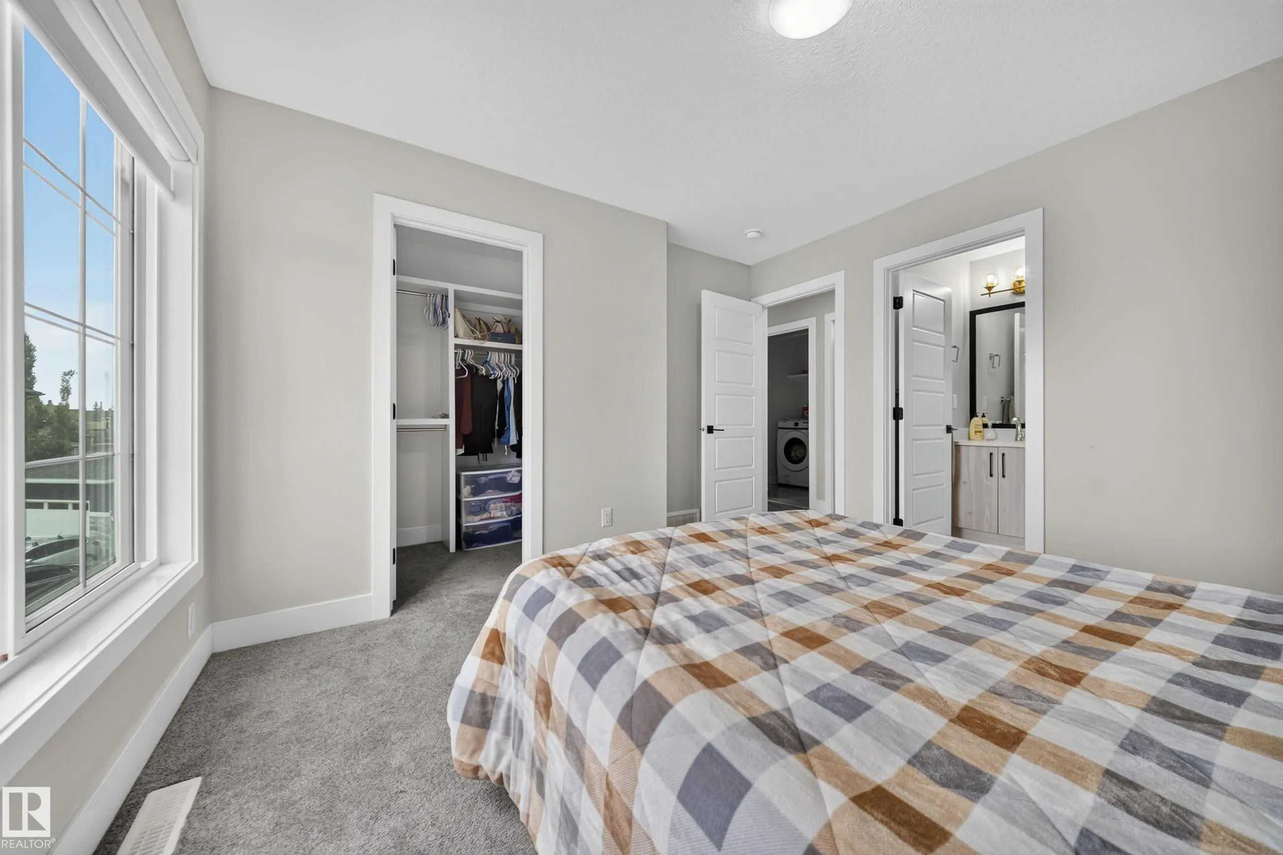 3217 Pelerin Crescent