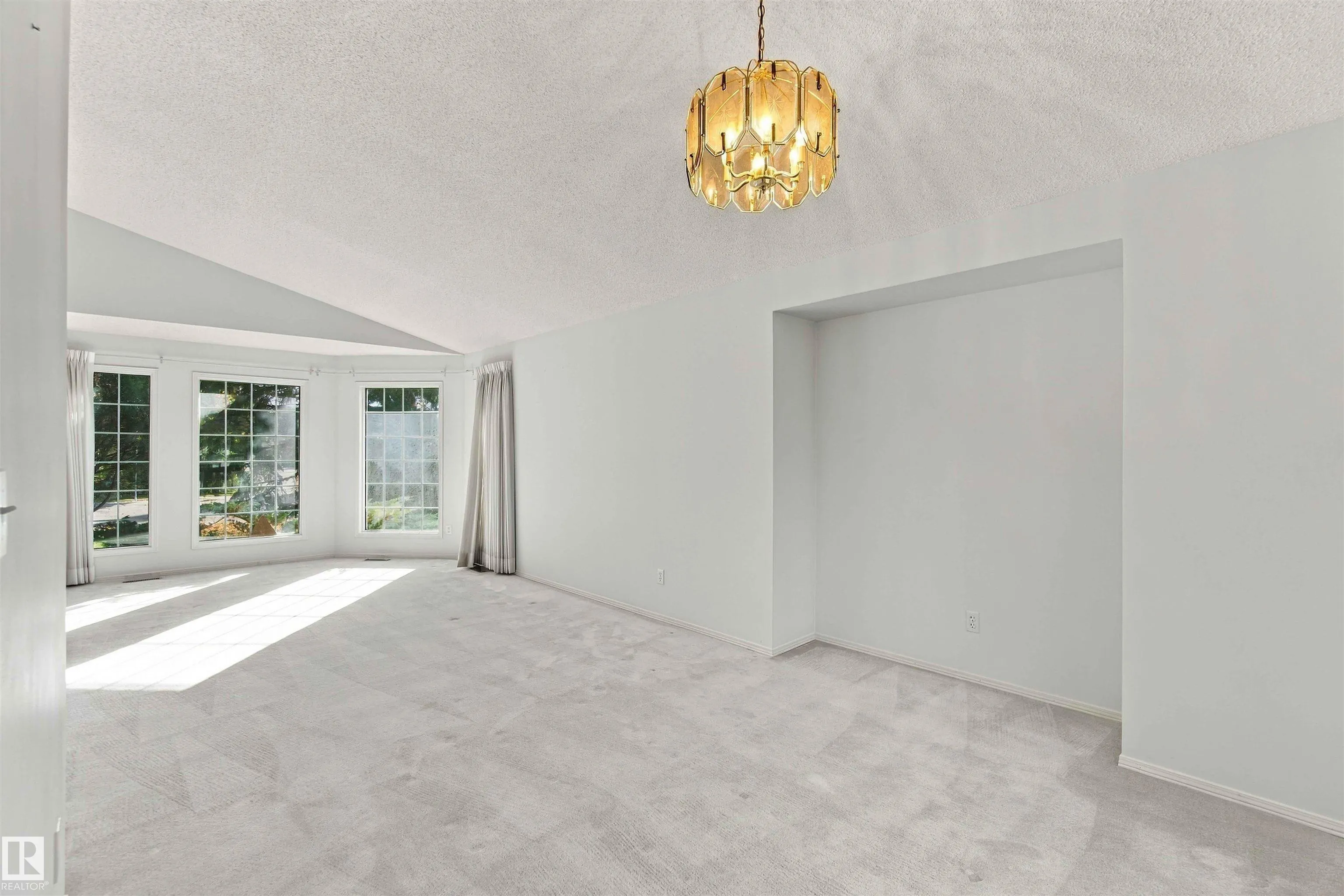 602 Forest Lane