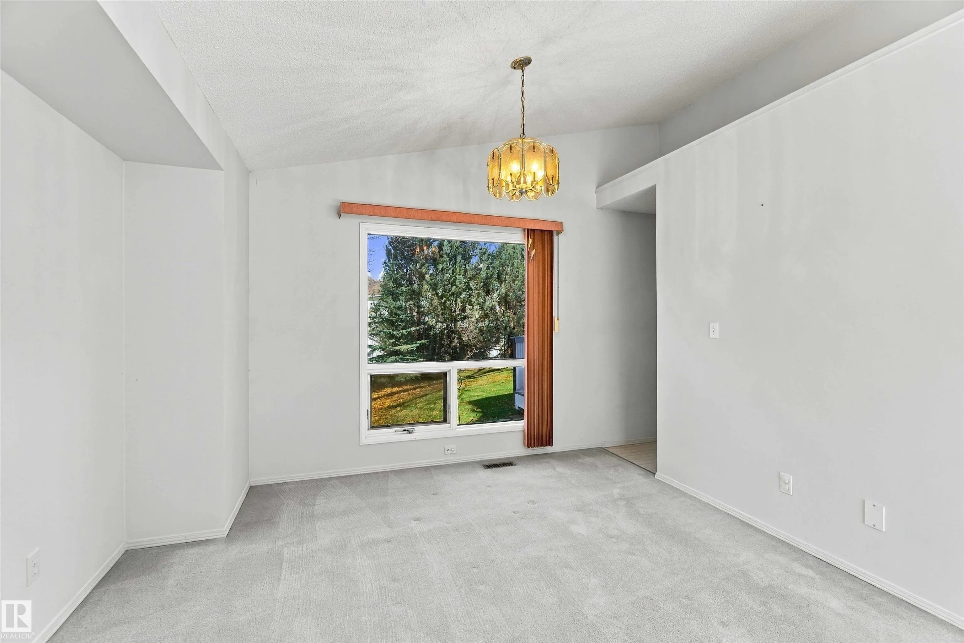 602 Forest Lane