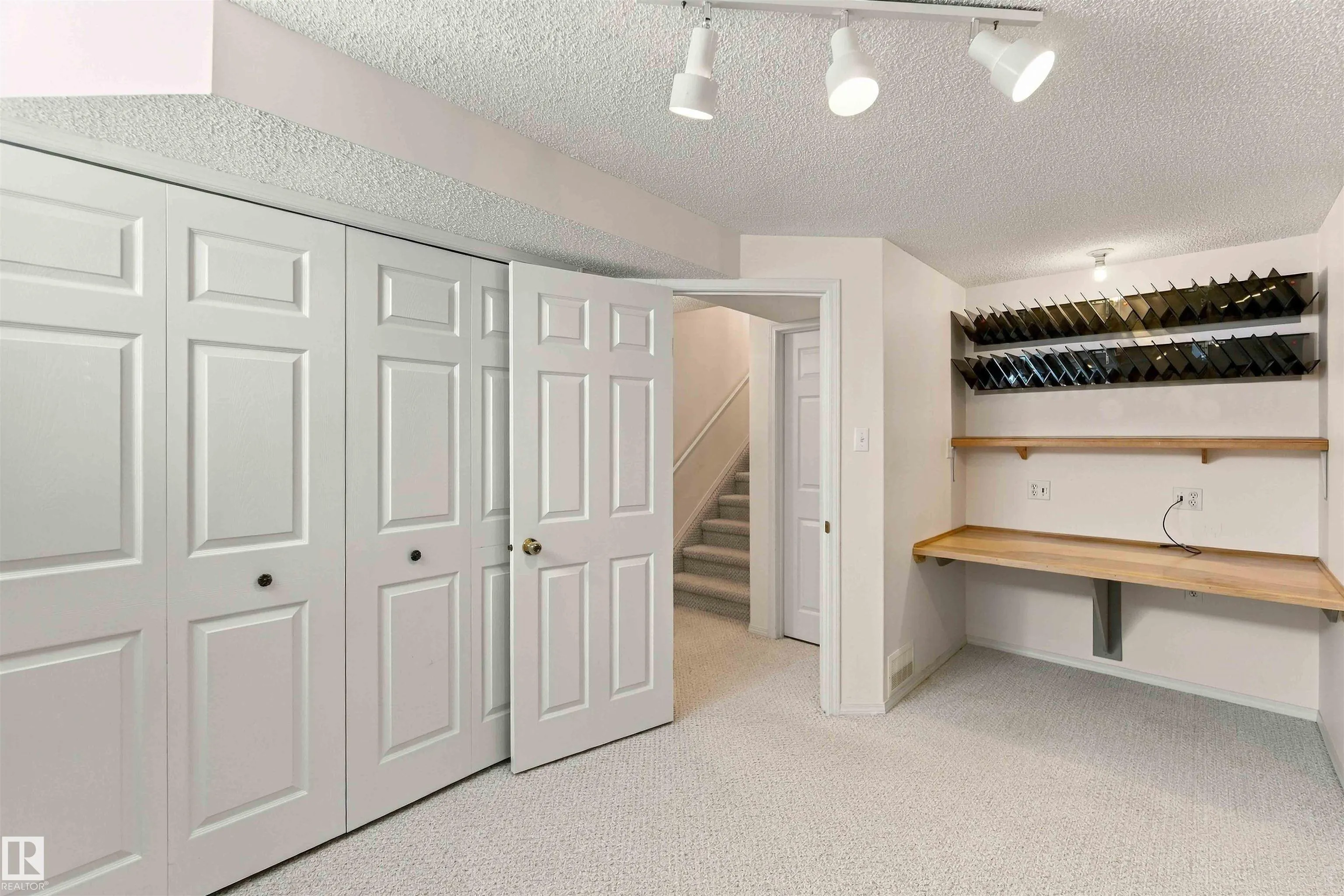 602 Forest Lane