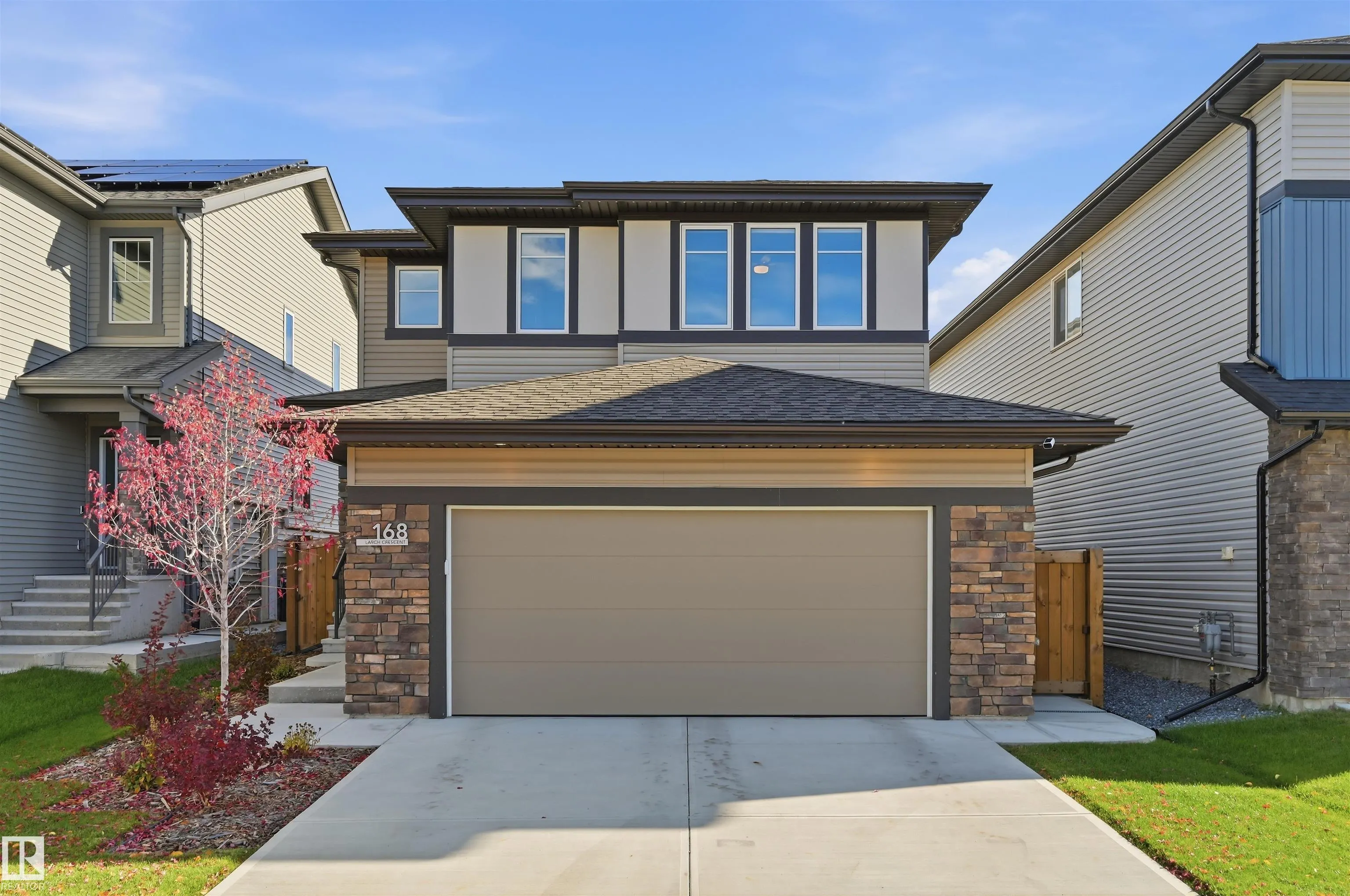 168 LARCH Crescent